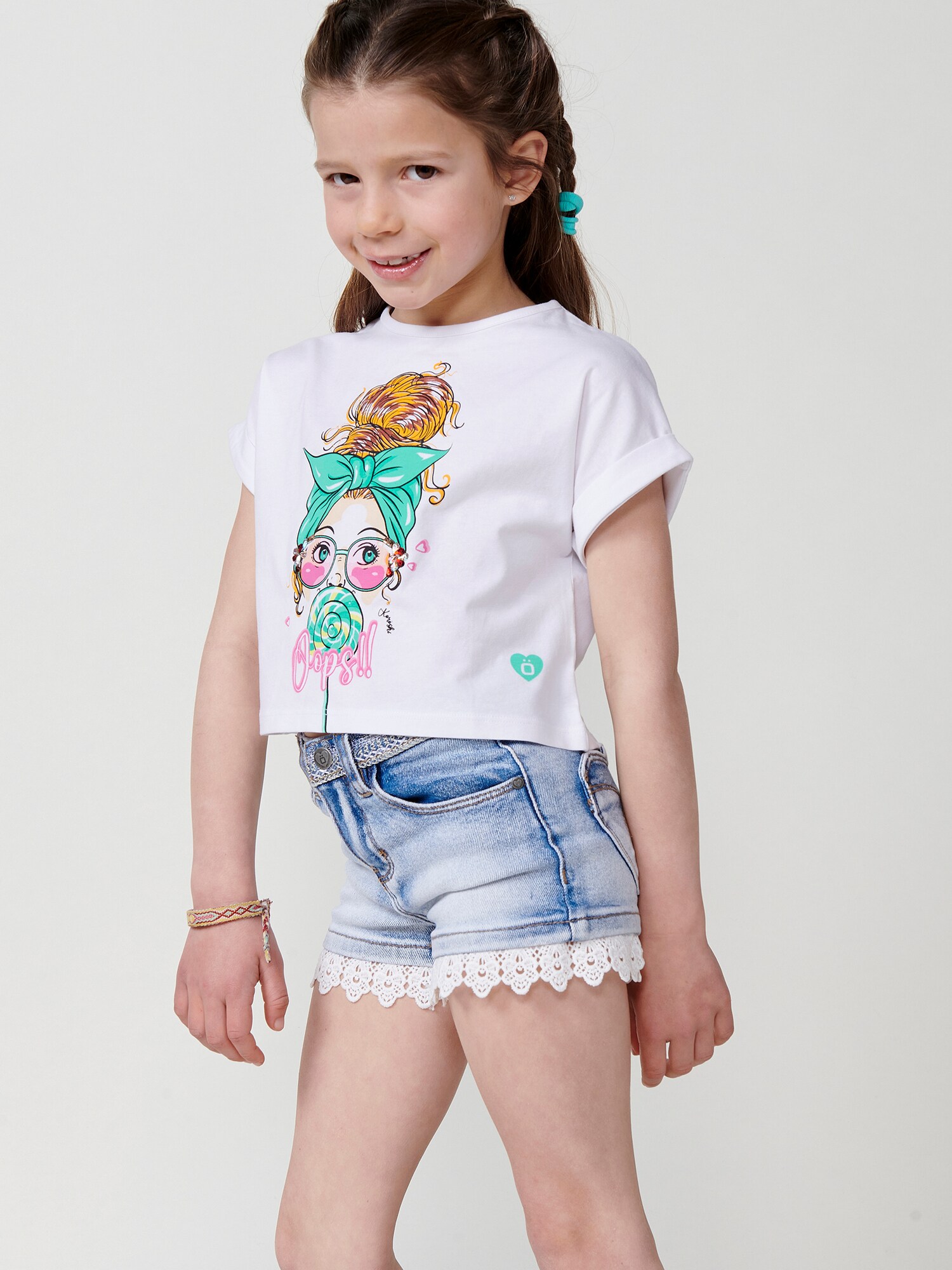 Thumbnail - T-Shirt