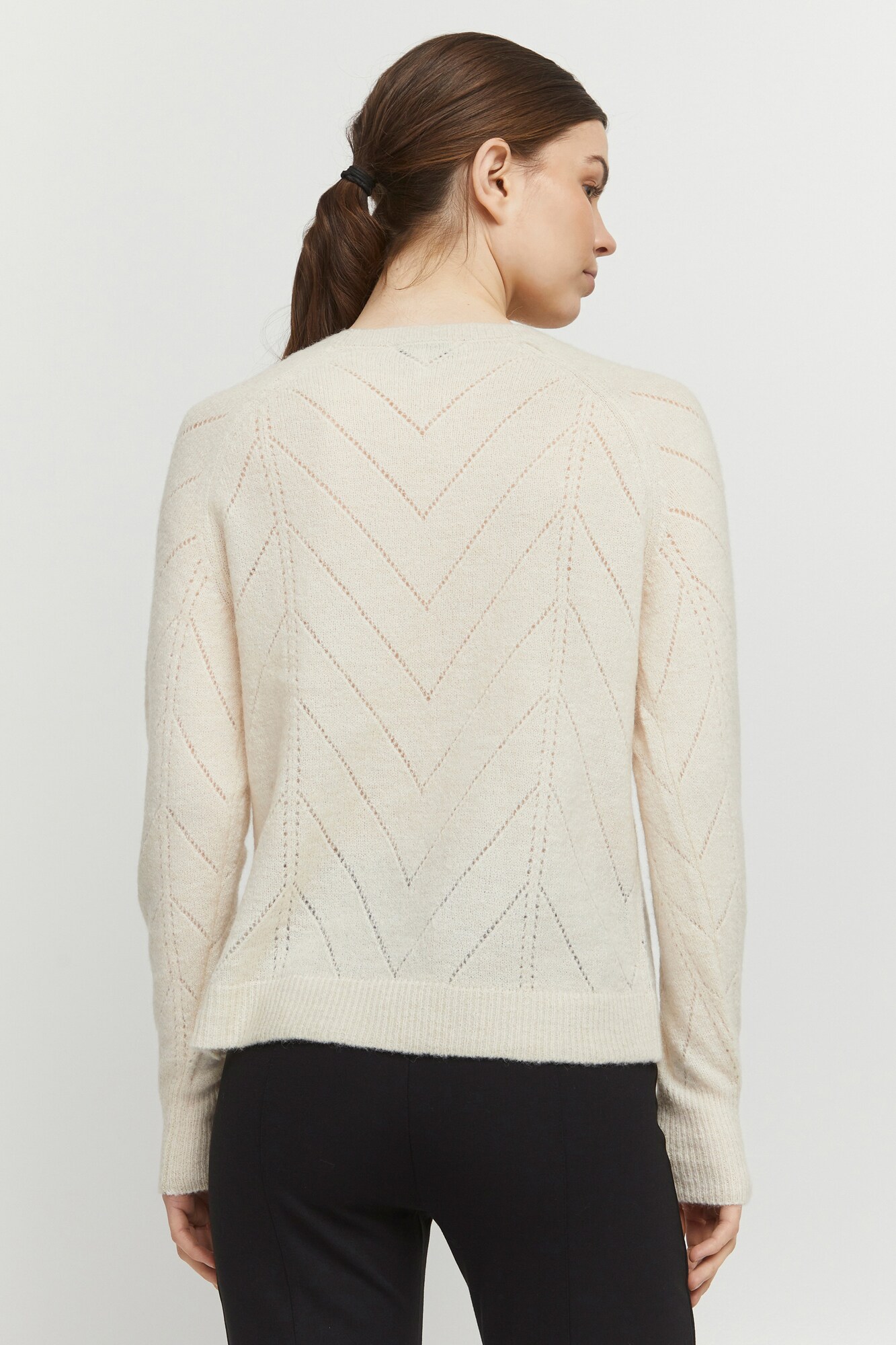 Thumbnail - Pullover