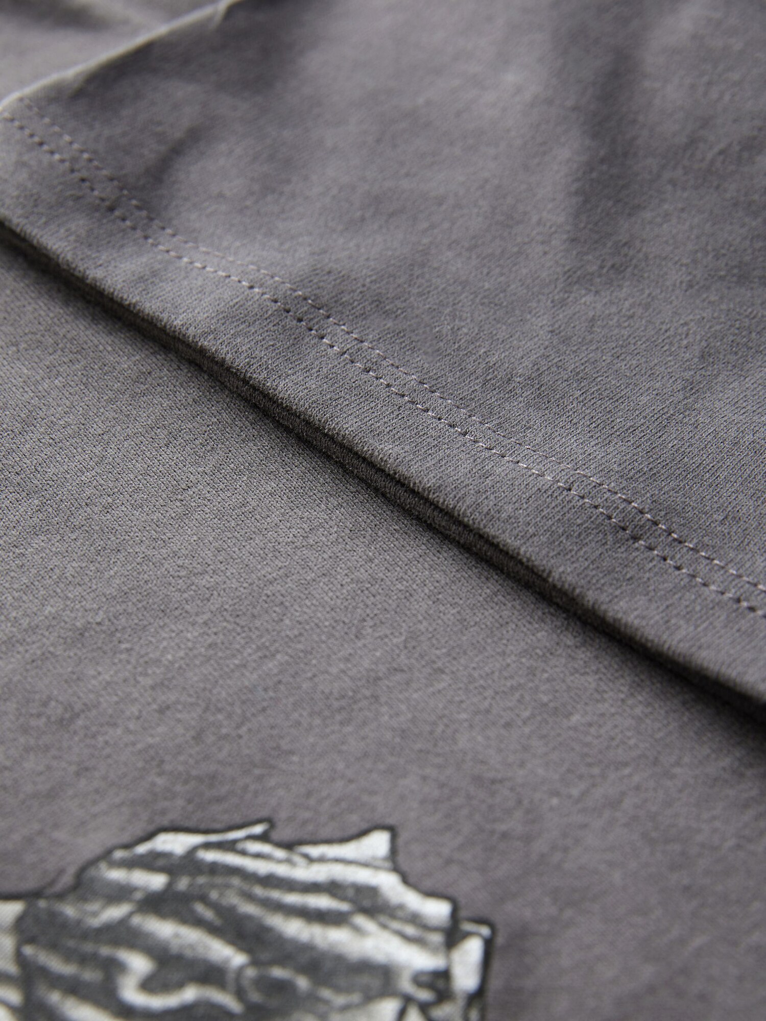 Thumbnail - Shirt