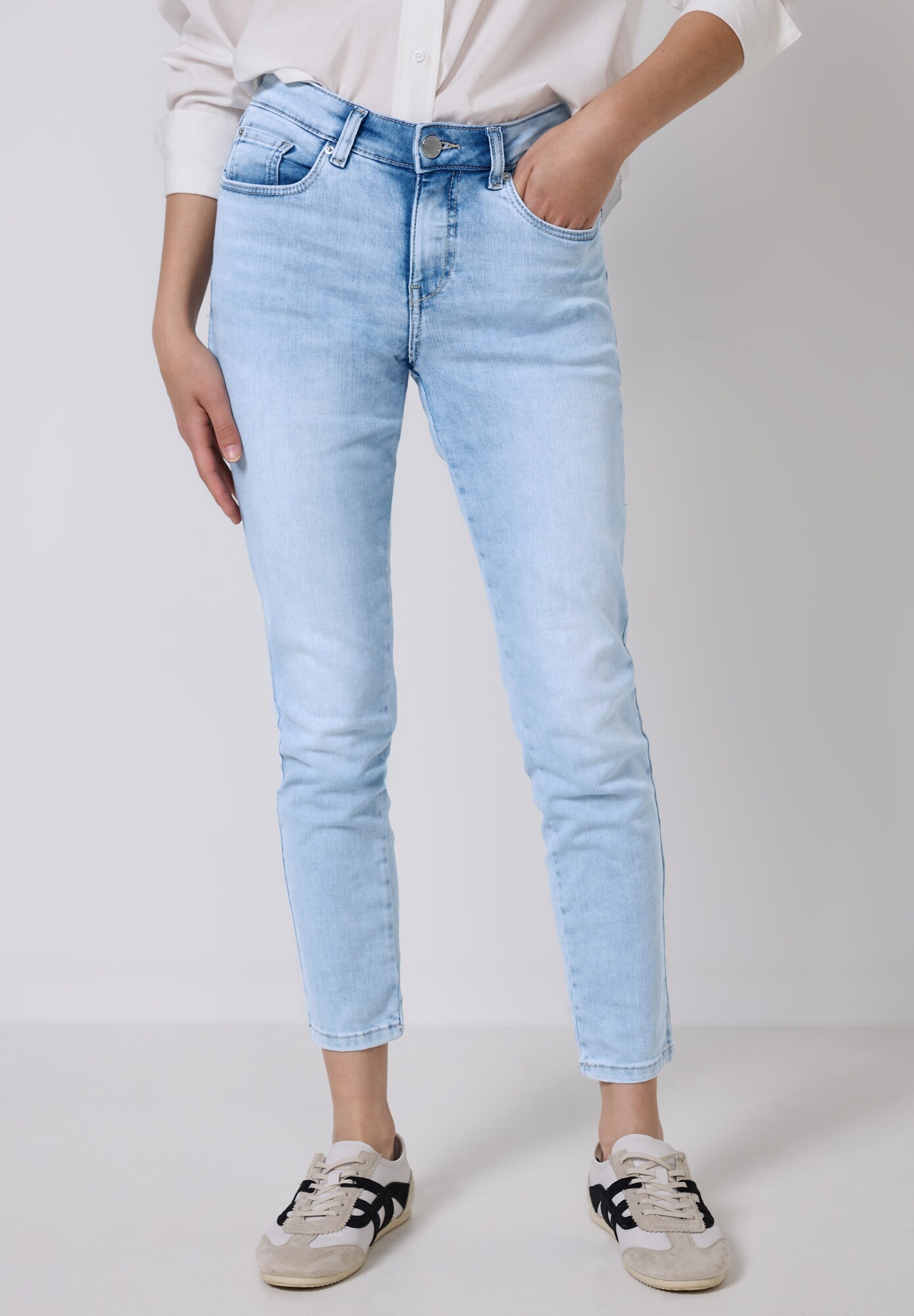 Thumbnail - Jeans