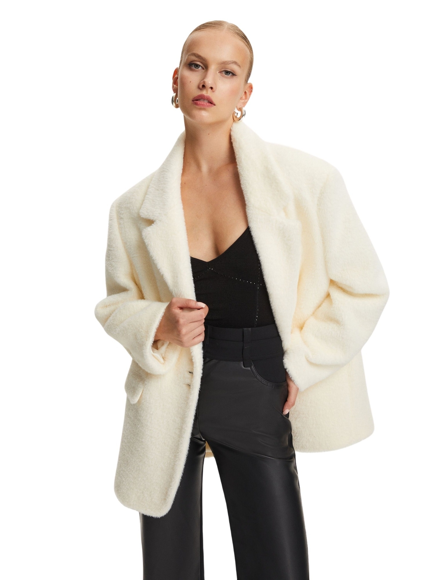 Thumbnail - Blazer