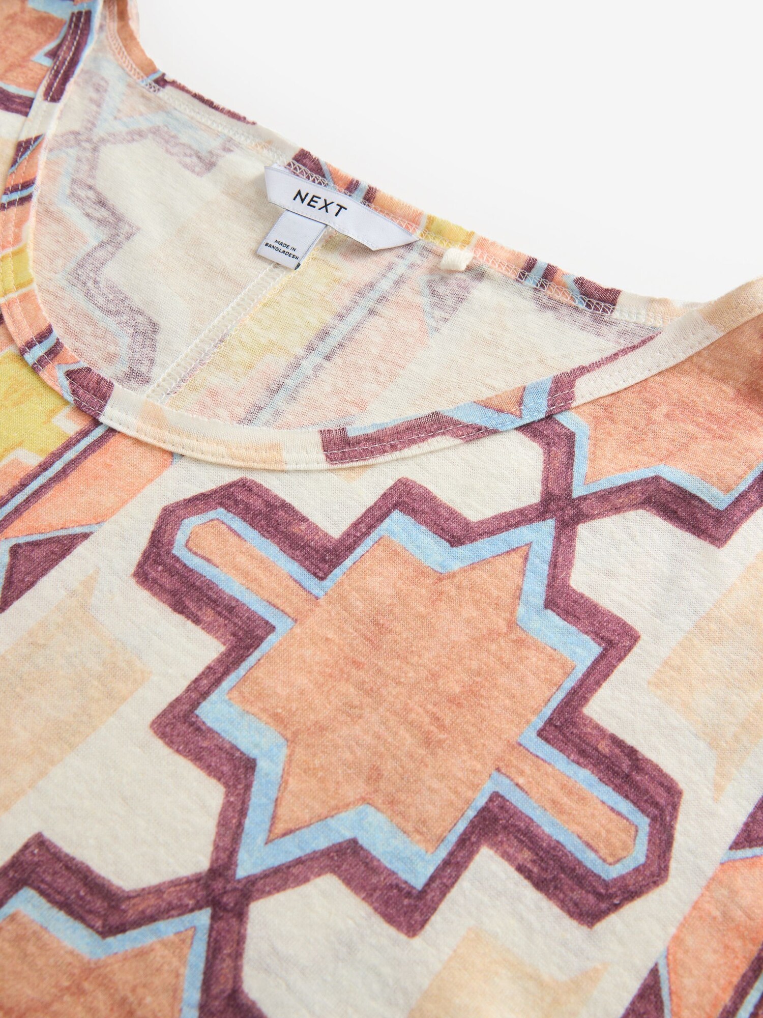 Thumbnail - T-Shirt