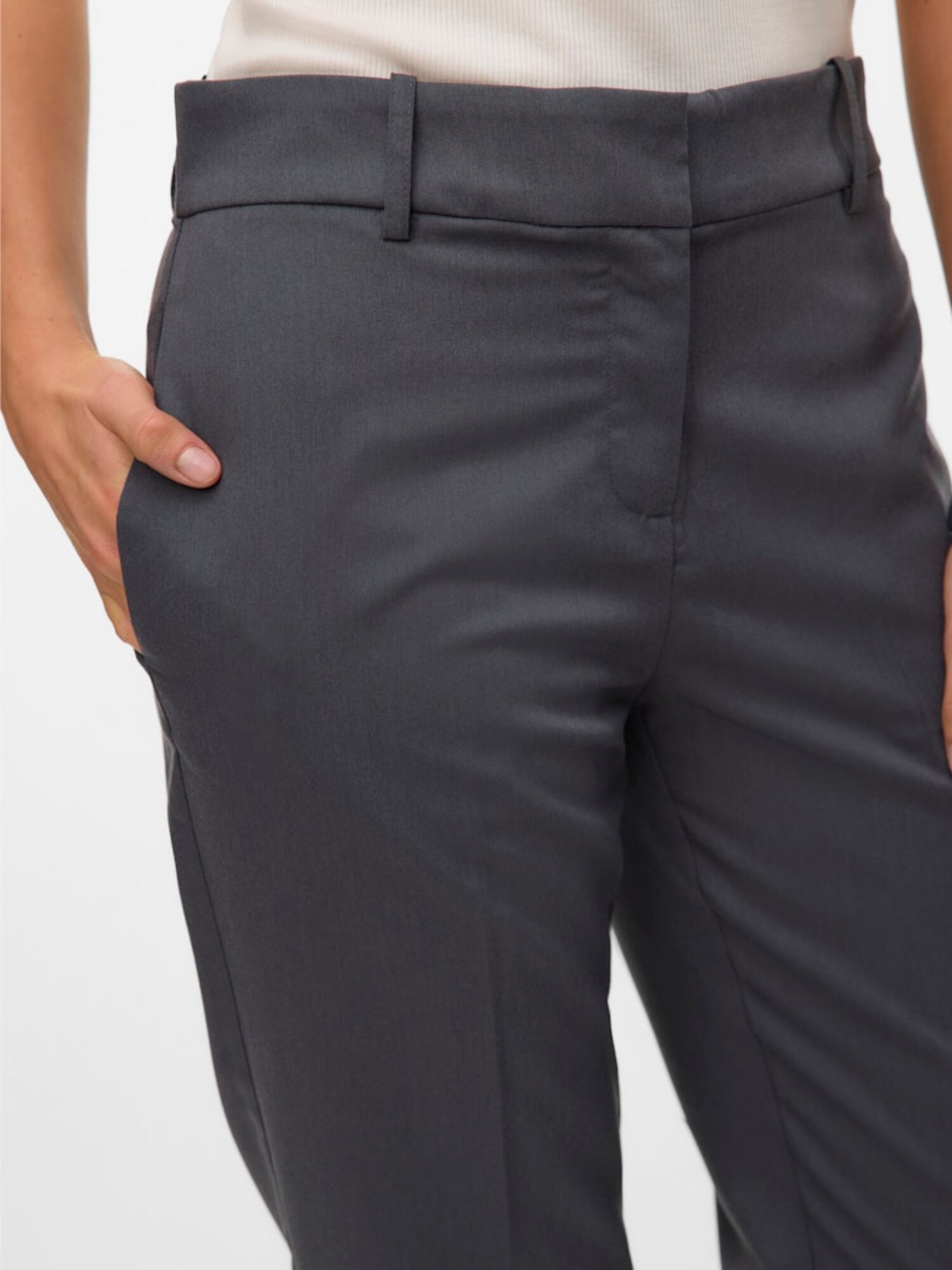 VERO MODA Nohavice s pukmi 'VMNILA' sivá (obrázok 6)