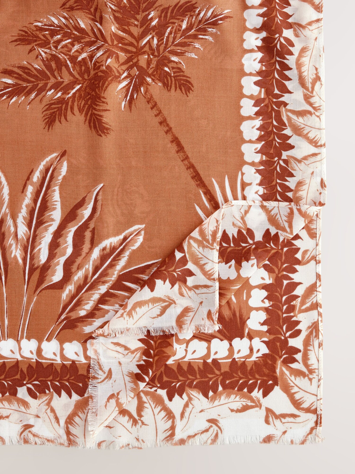 Thumbnail - Next Tuch