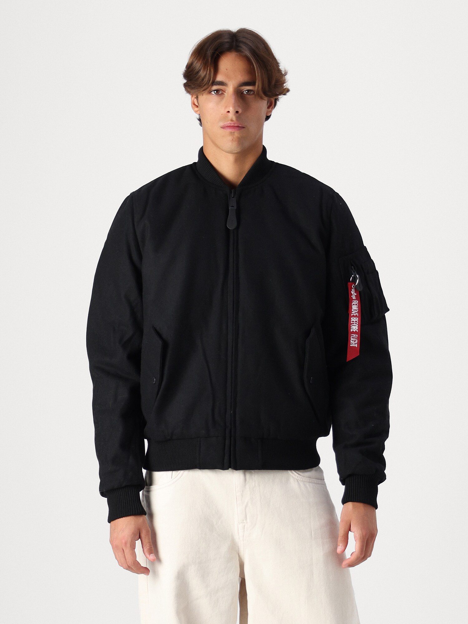ALPHA INDUSTRIES Chaqueta de entretiempo 'MA-1' negro – imagen 10