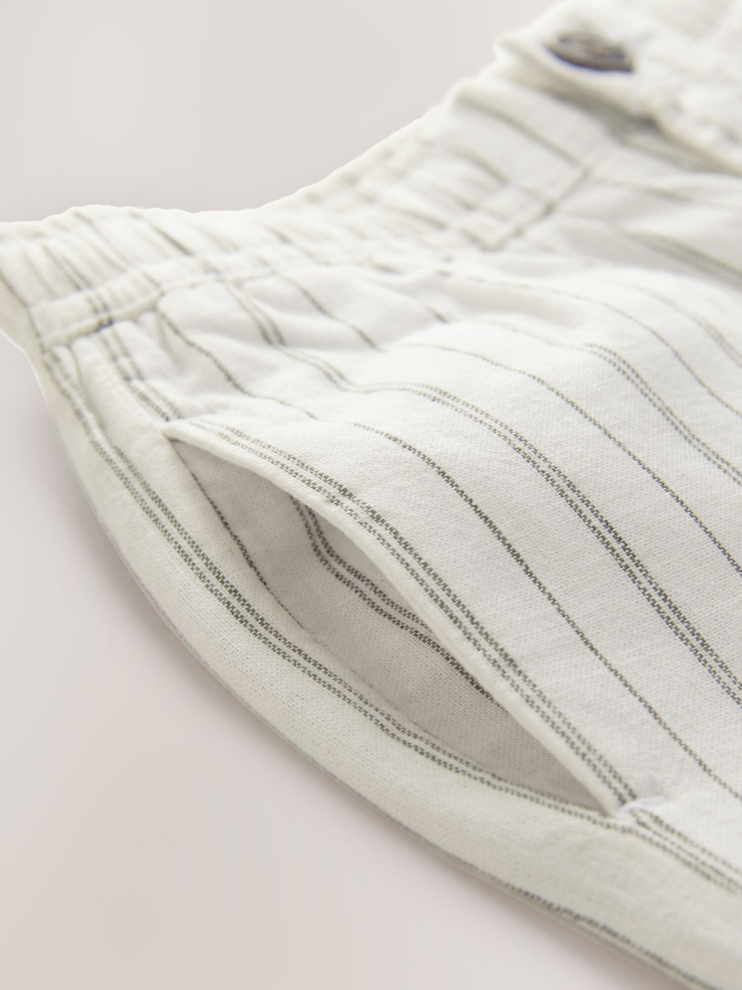 Thumbnail - Next Shorts