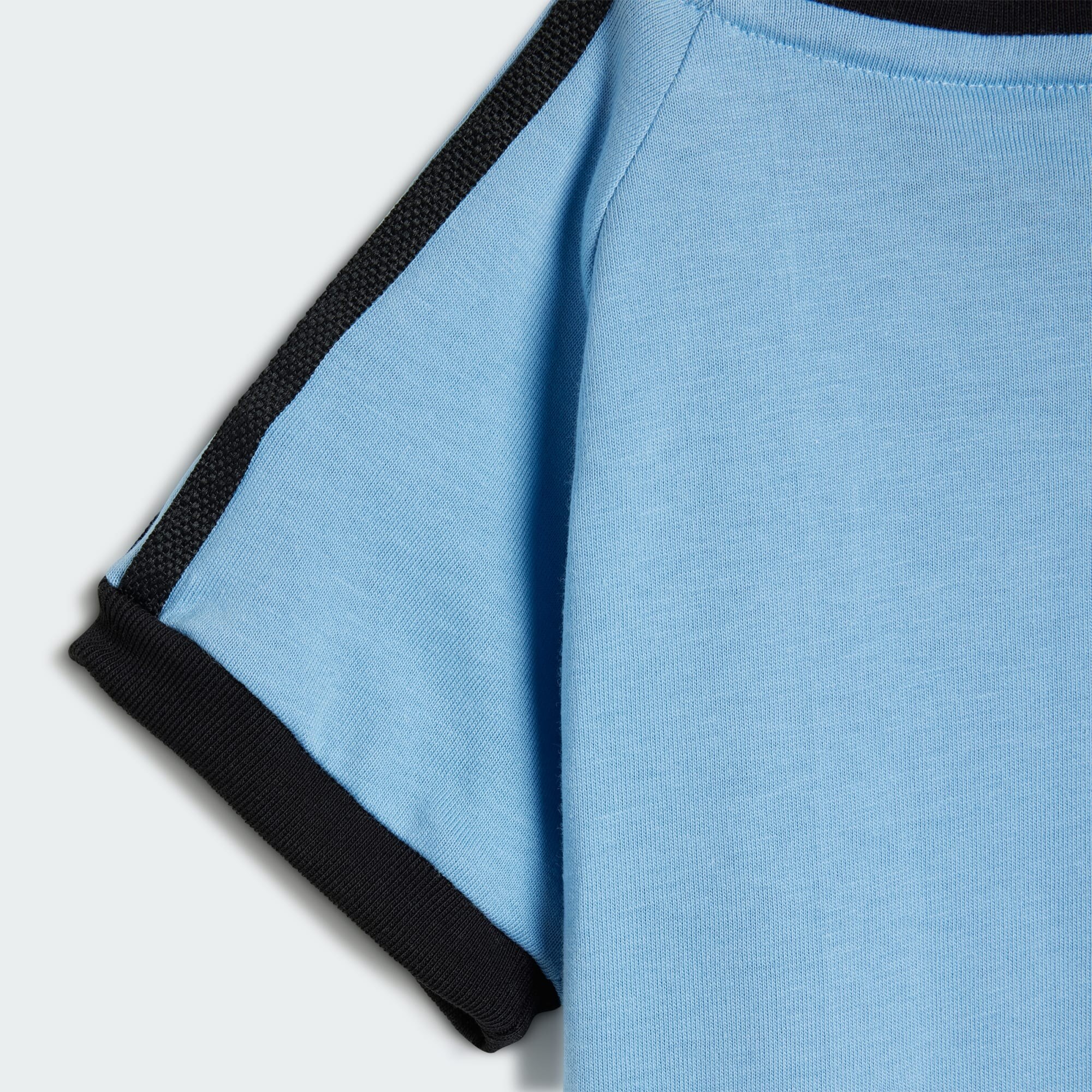 Thumbnail - T-Shirt