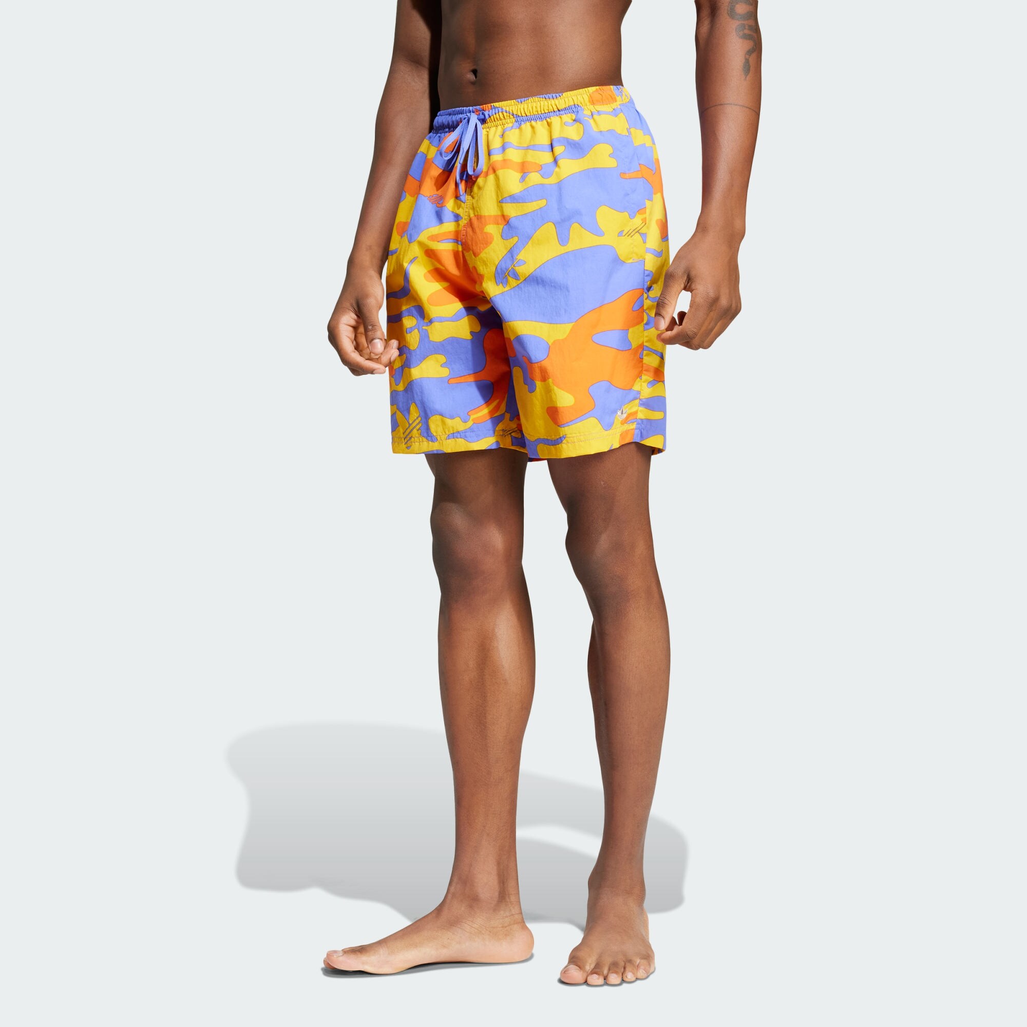 ADIDAS ORIGINALS Rövid fürdőnadrágok  galambkék / sötétsárga / sötét narancssárga termék 2. képe