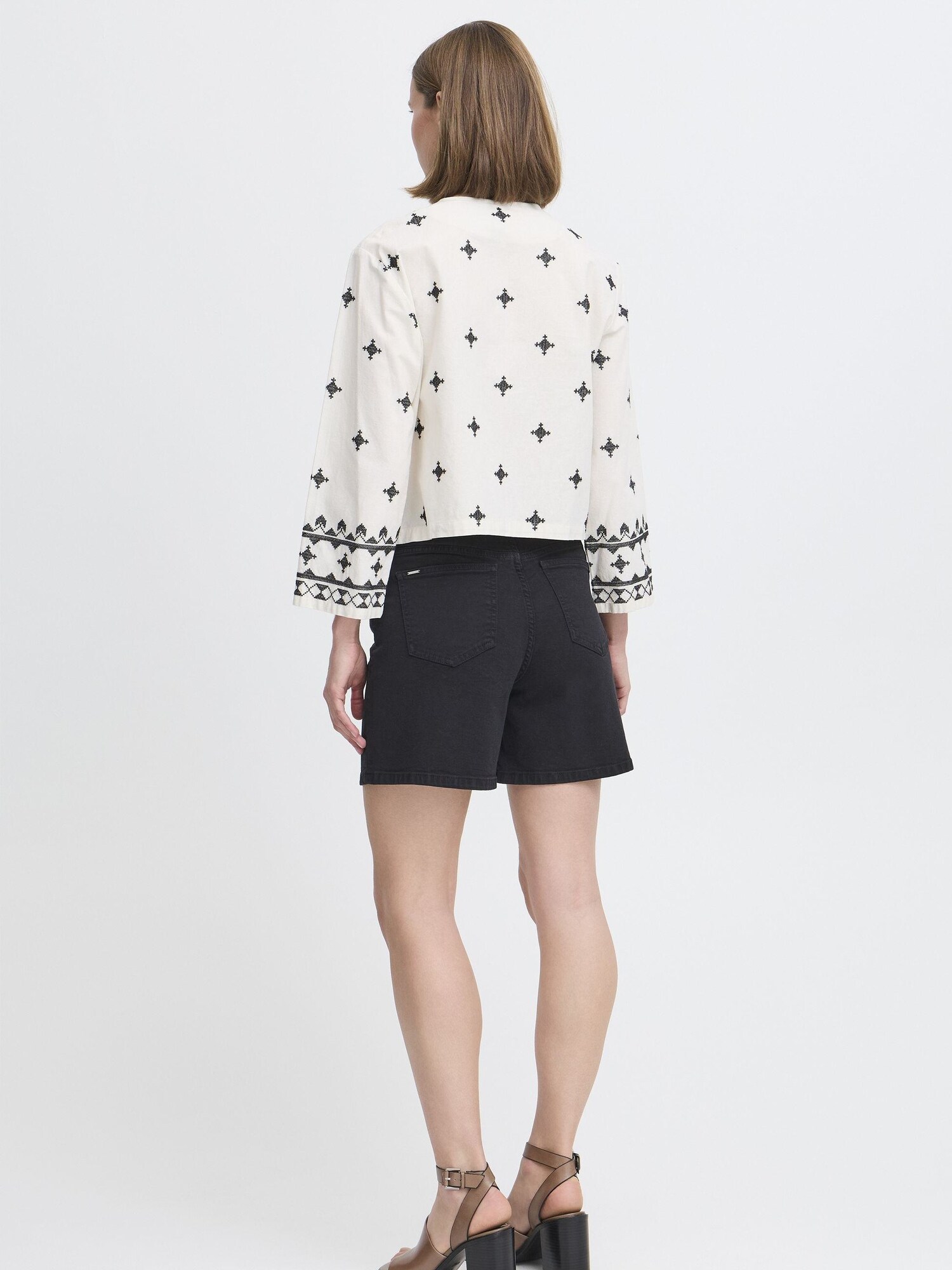 Thumbnail - b.young Shorts Bylydi