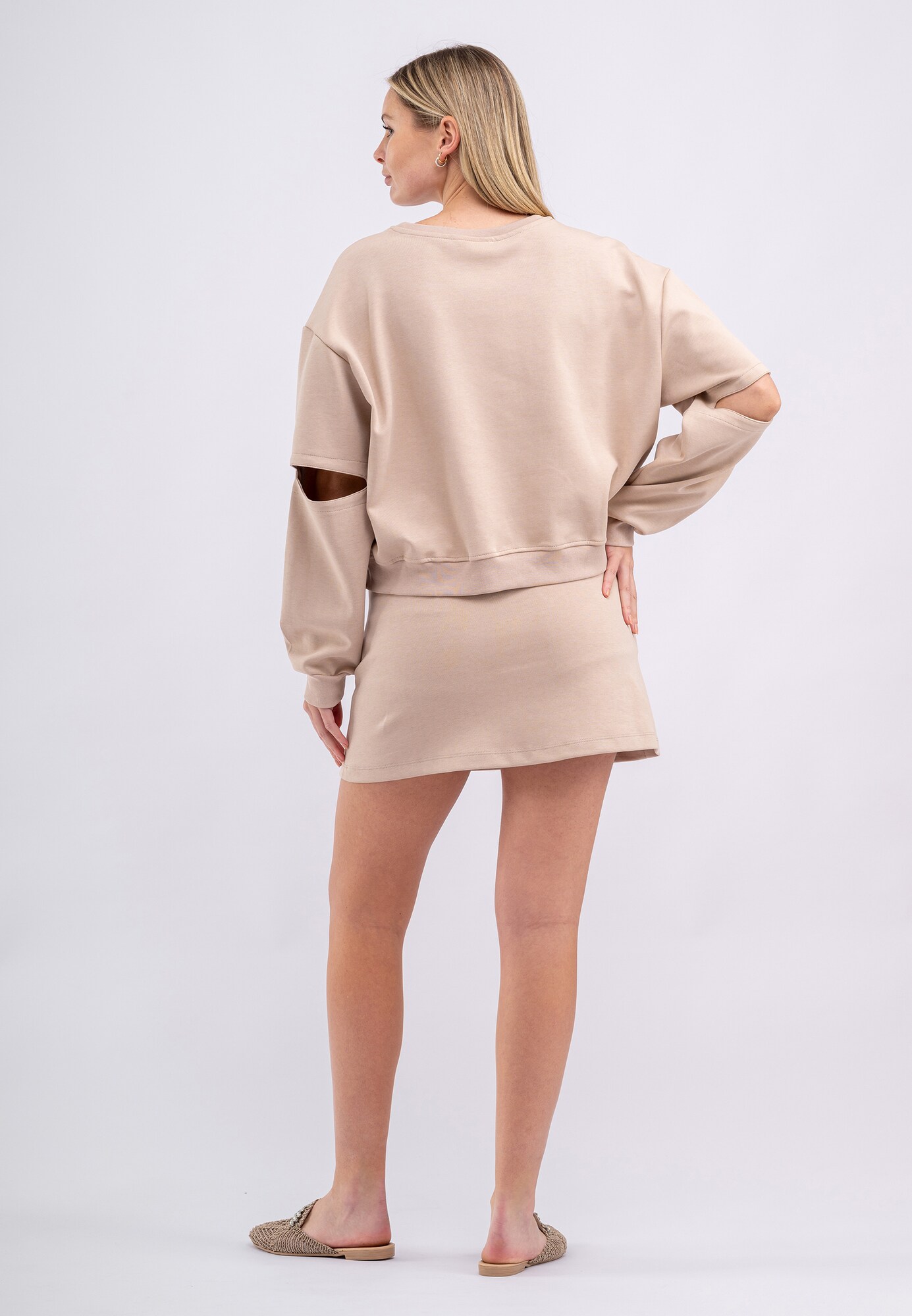 Thumbnail - Tom Barron Hausanzug