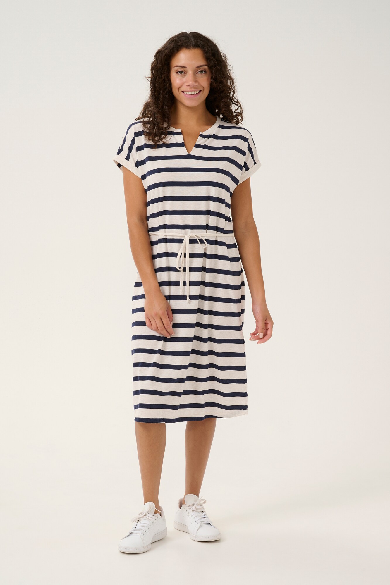 Thumbnail - Cream Kleid CROva