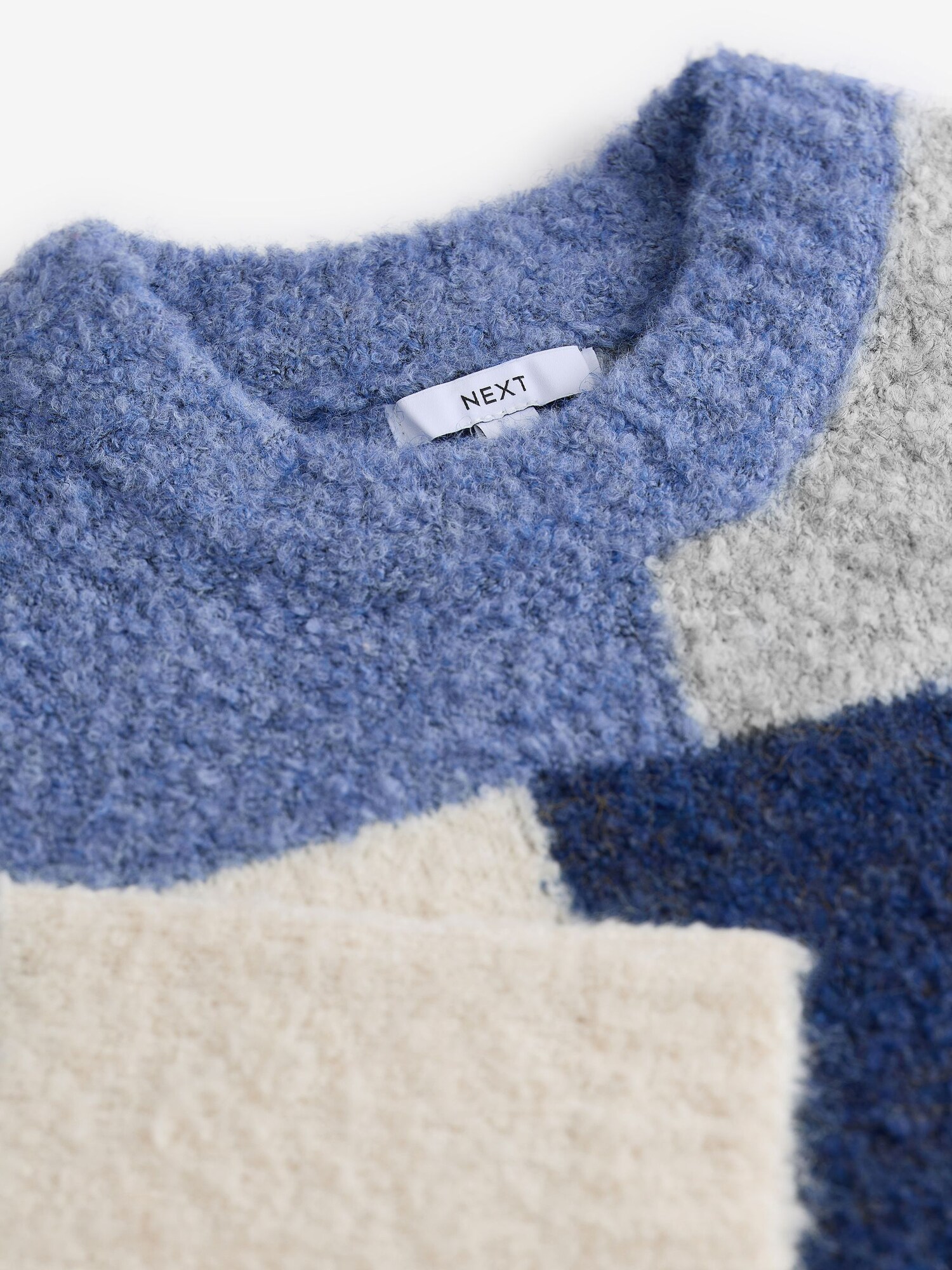 Thumbnail - Pullover