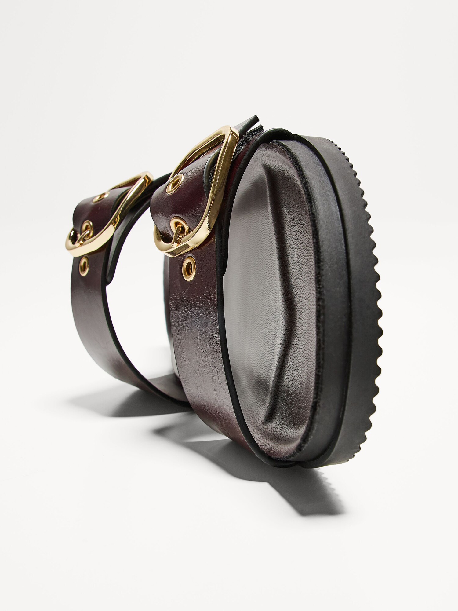Thumbnail - Bershka Pantolette