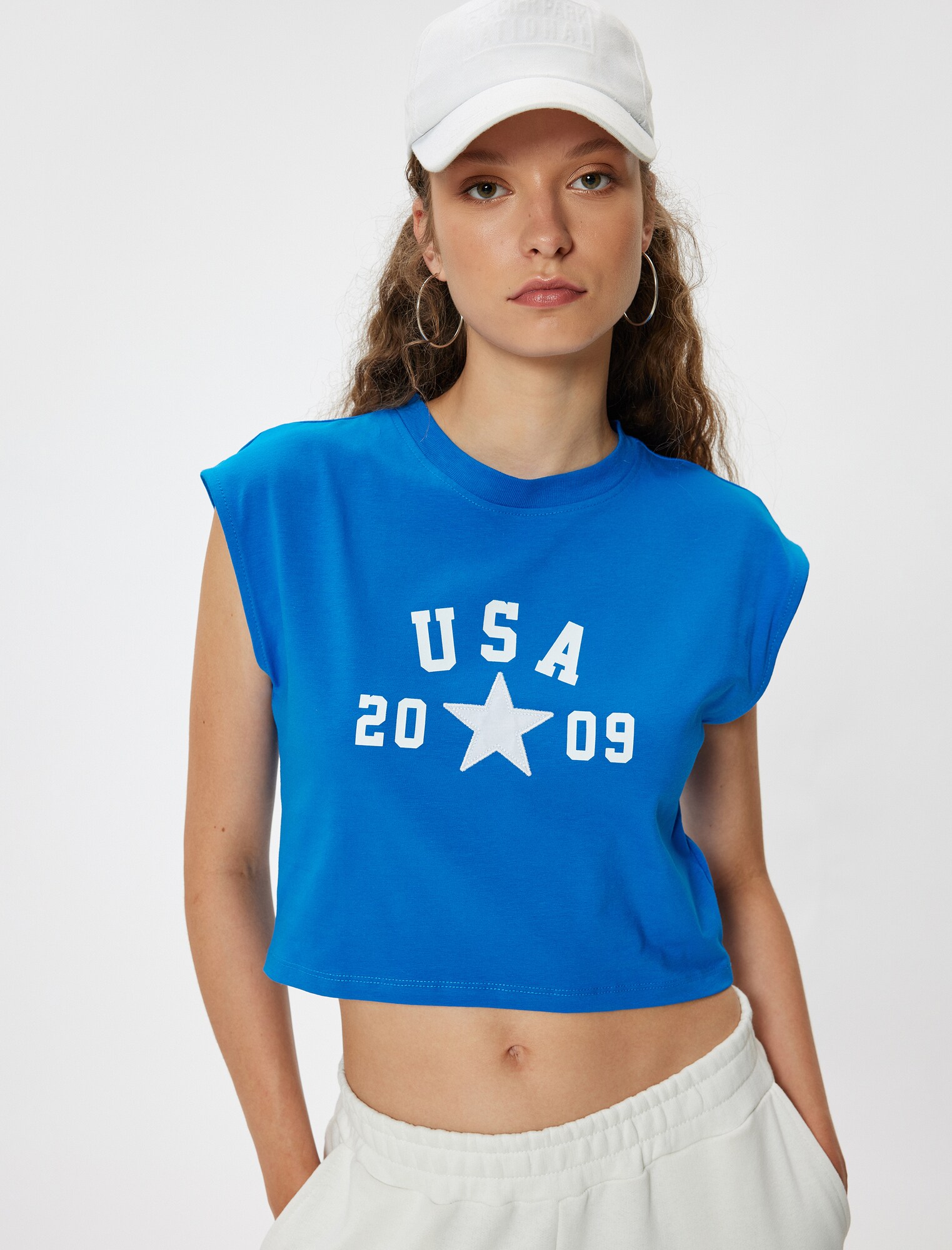 Thumbnail - T-Shirt