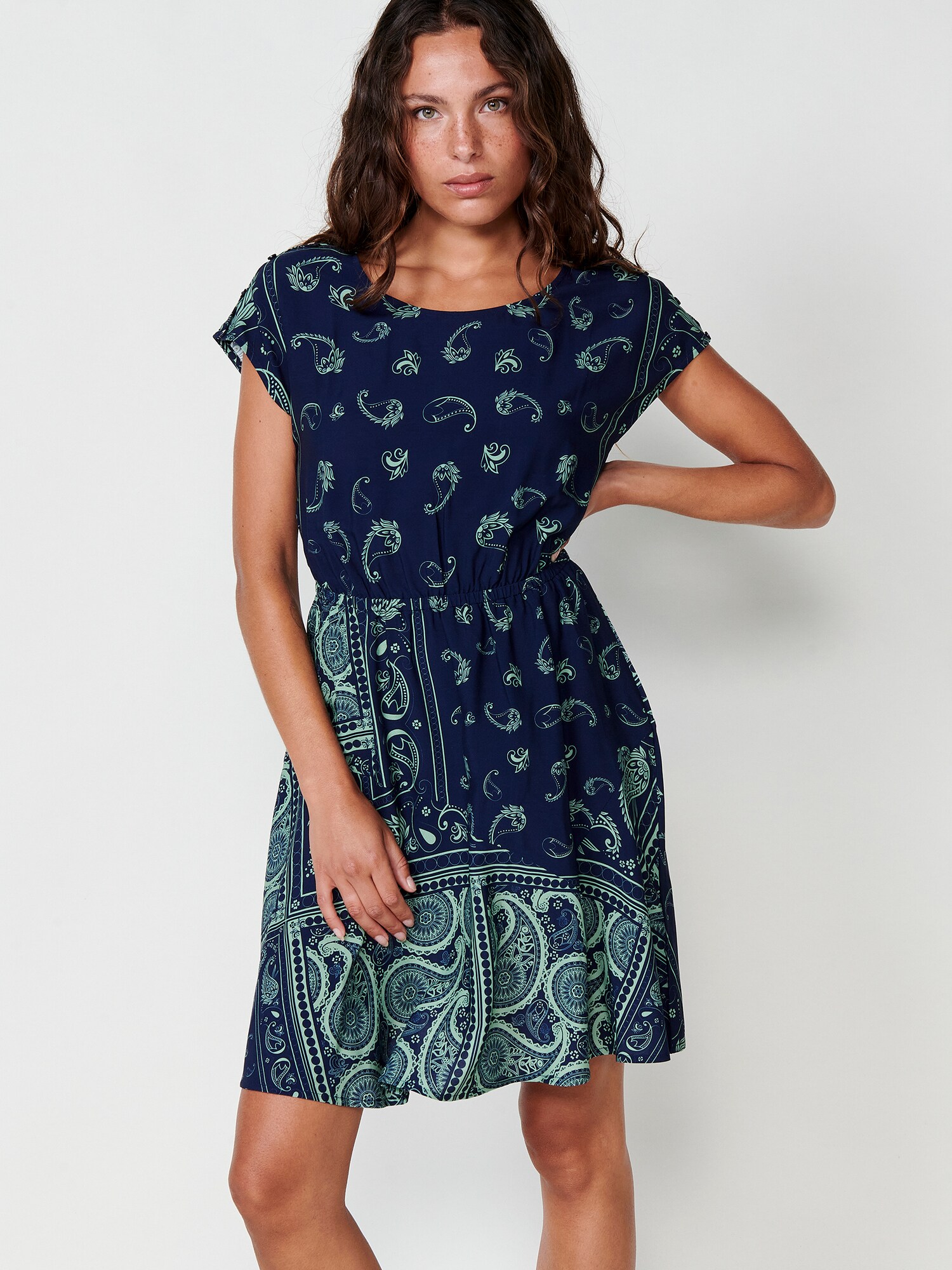 Thumbnail - KOROSHI Kleid