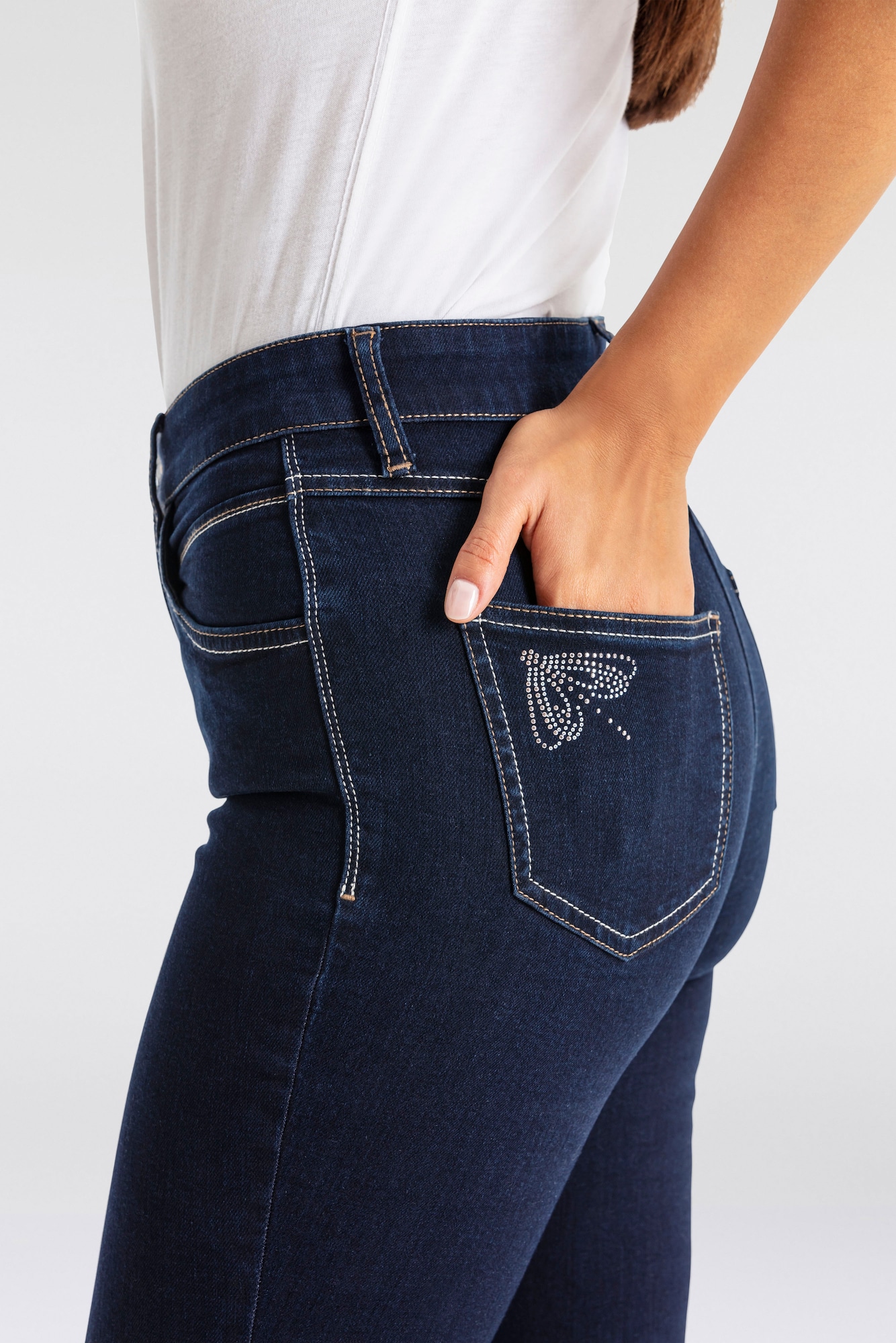 Thumbnail - Jeans