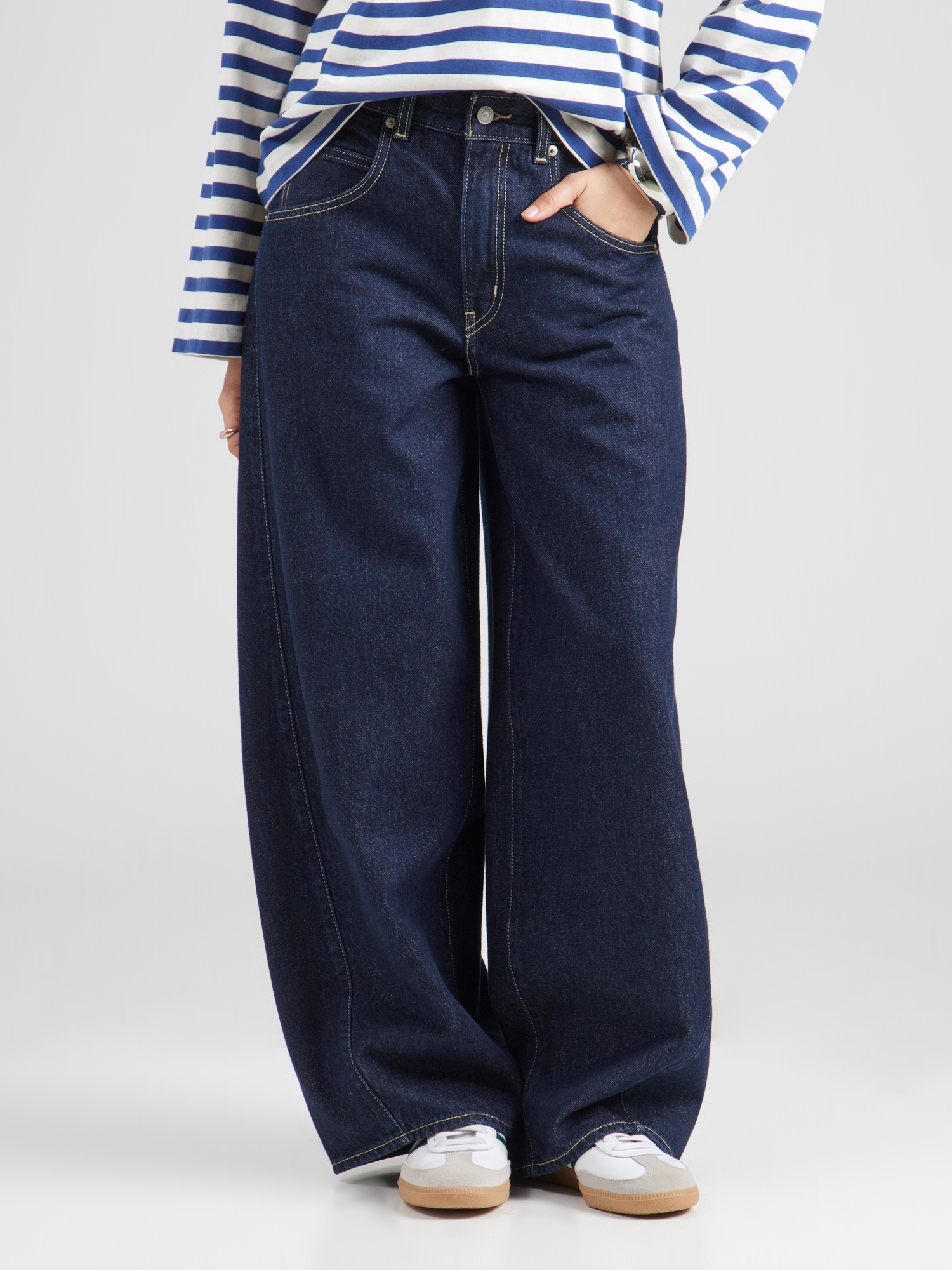 Thumbnail - Jeans