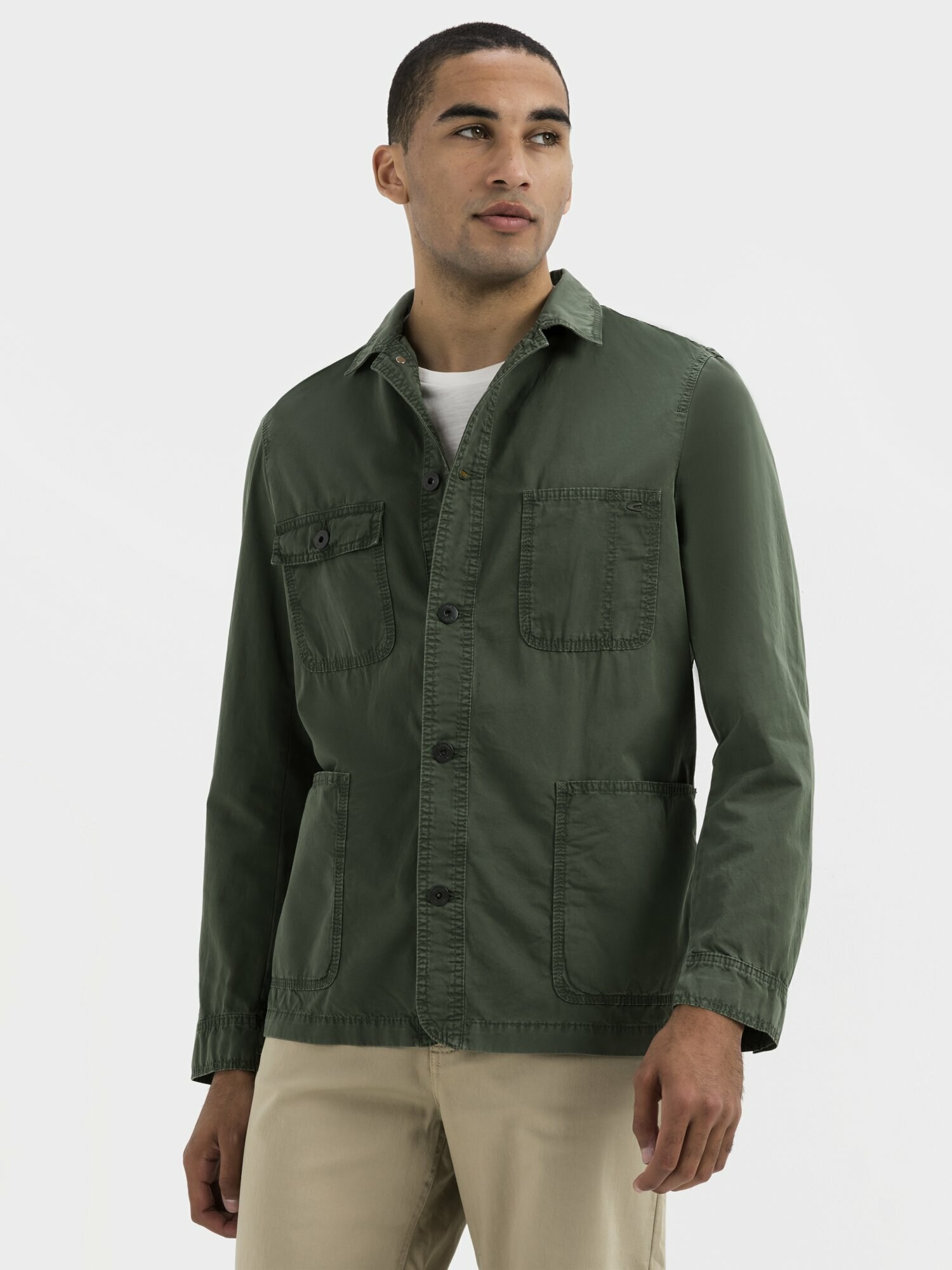 Colbert camel active