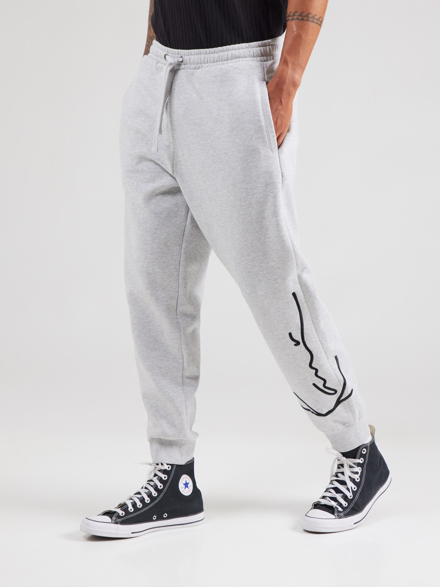 Karl Kani Pantalón gris claro / negro – imagen 3