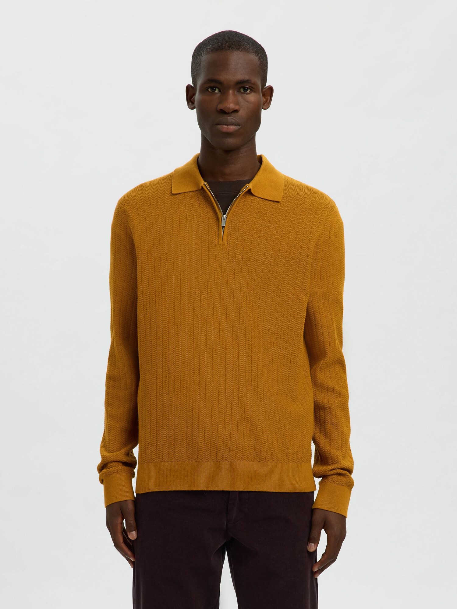 SELECTED Jersey  pueblo