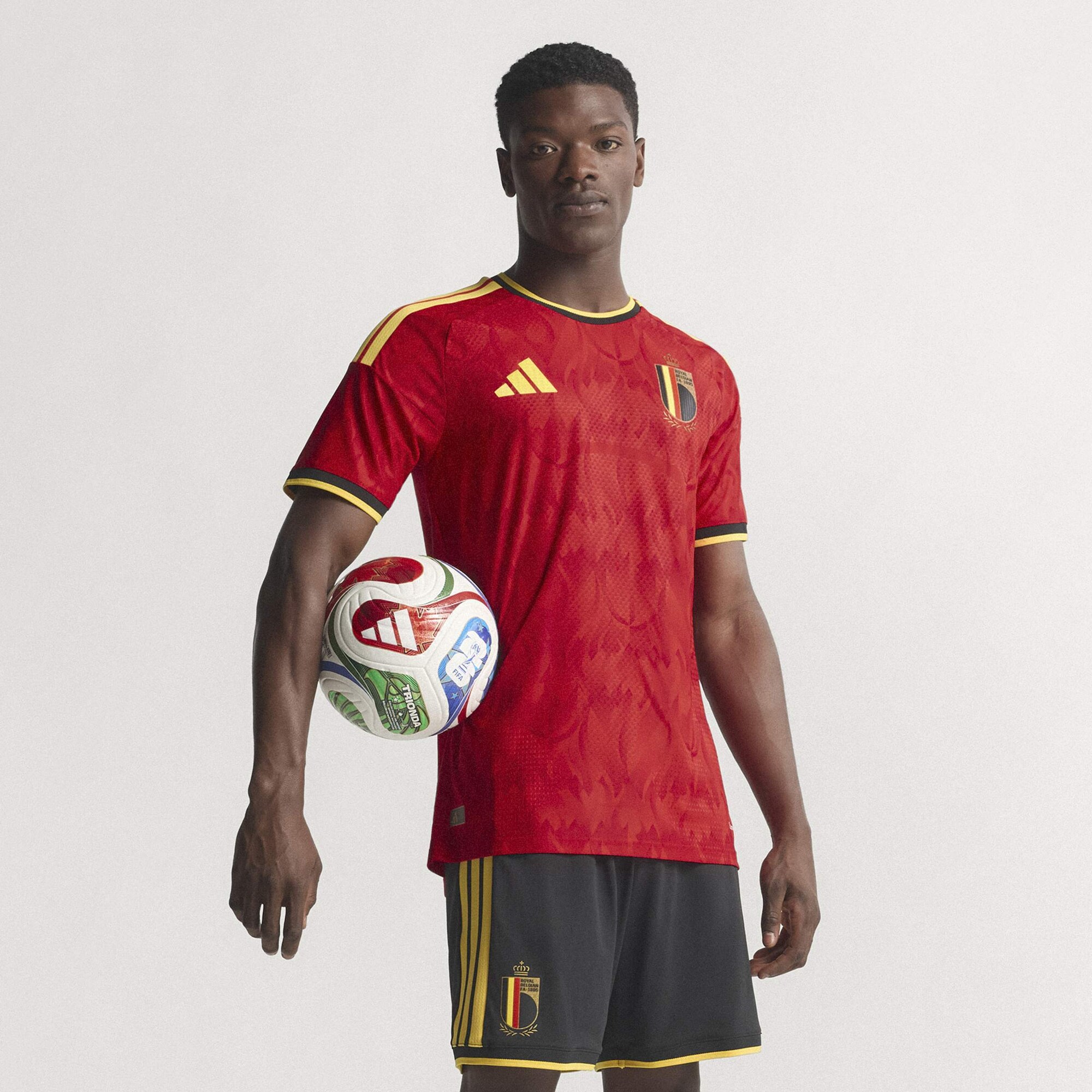 ADIDAS PERFORMANCE Camiseta de fútbol 'Belgium 26 Home Authentic'  beige oscuro / amarillo / rojo / negro