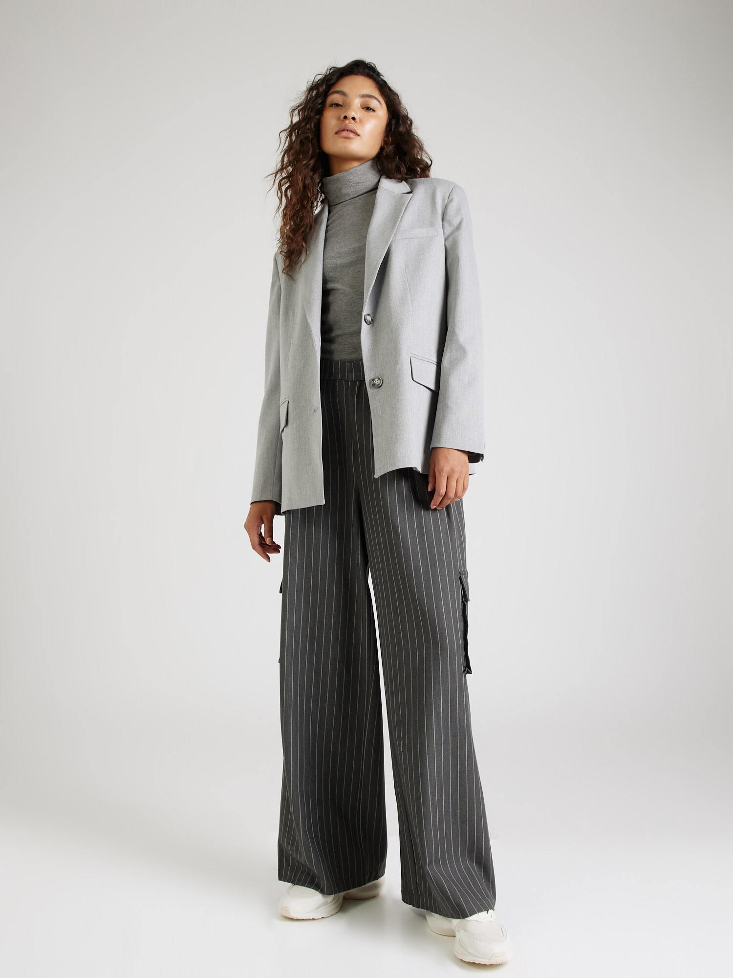Thumbnail - Blazer