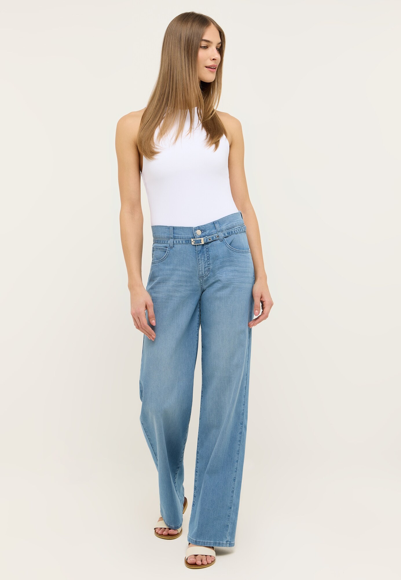 Thumbnail - Jeans