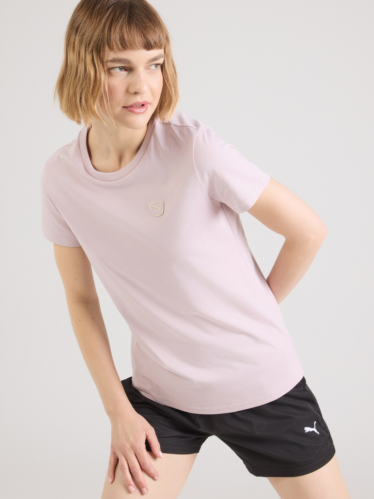 PUMA Camiseta 'ESS ELEVATED' rosé – imagen 3