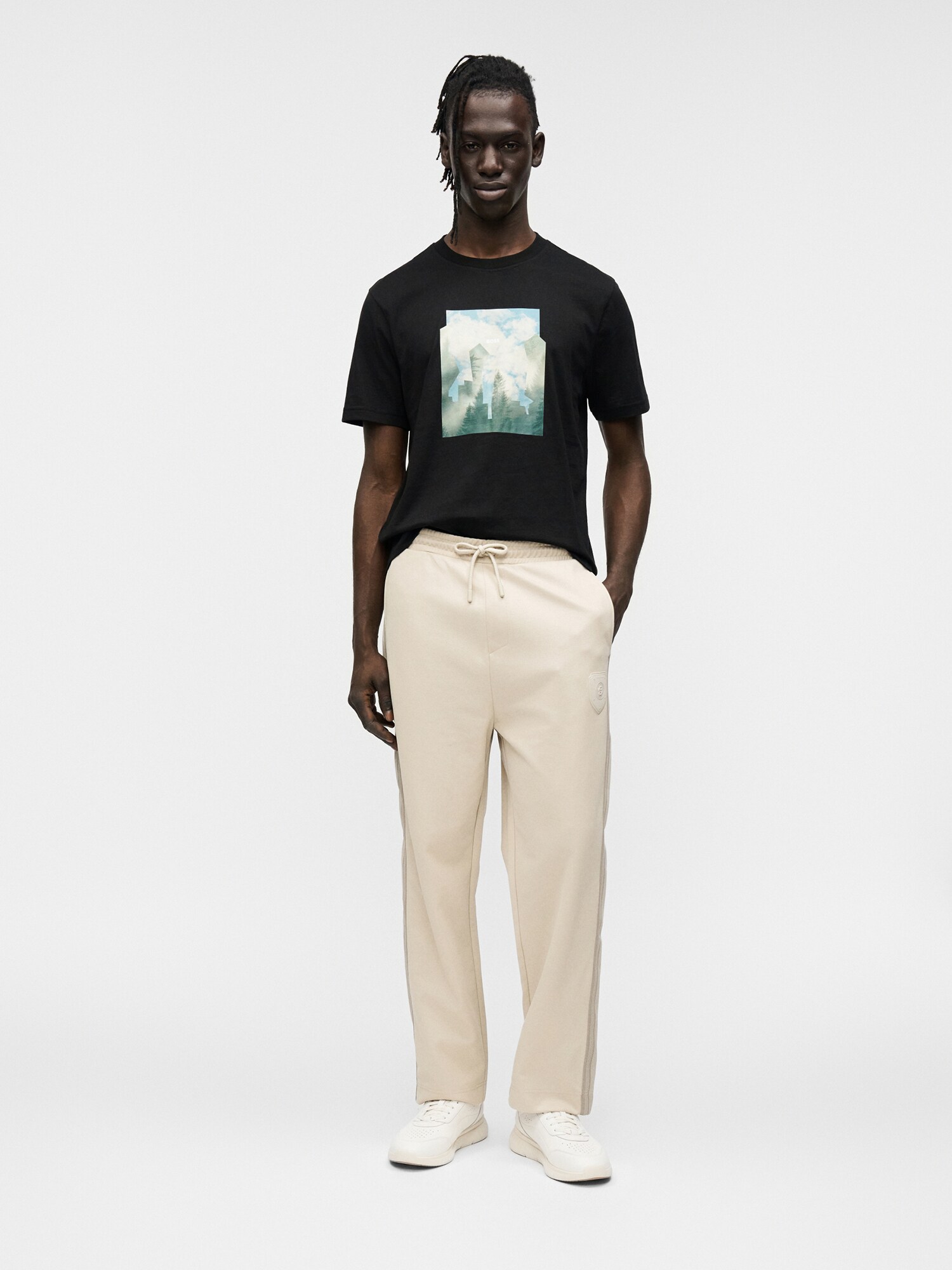 BOSS Camiseta 'Cover'  turquesa / azul claro / verde pastel / negro – imagen 4