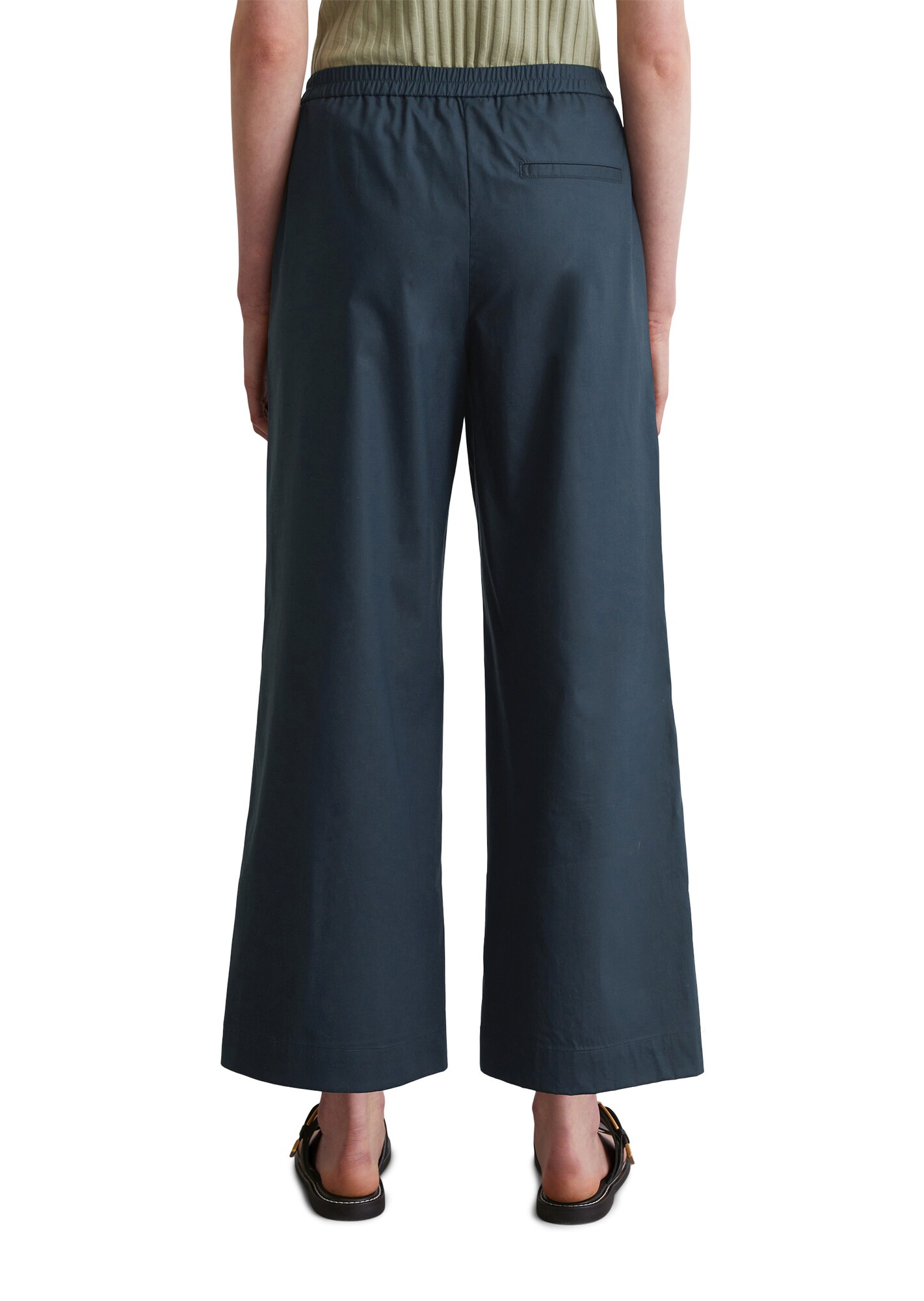 Thumbnail - Hose