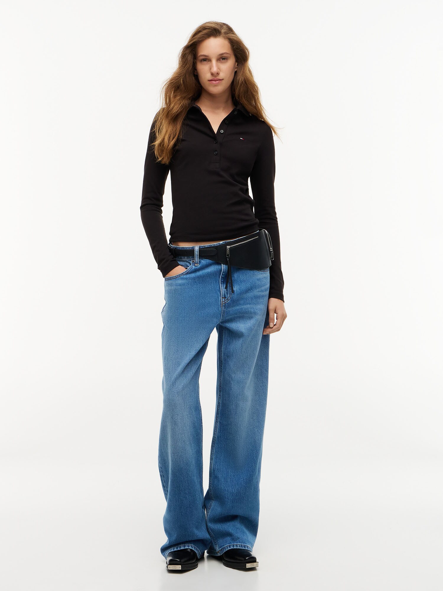 Tommy Jeans Camiseta 'ESSENTIAL'  negro – imagen 4