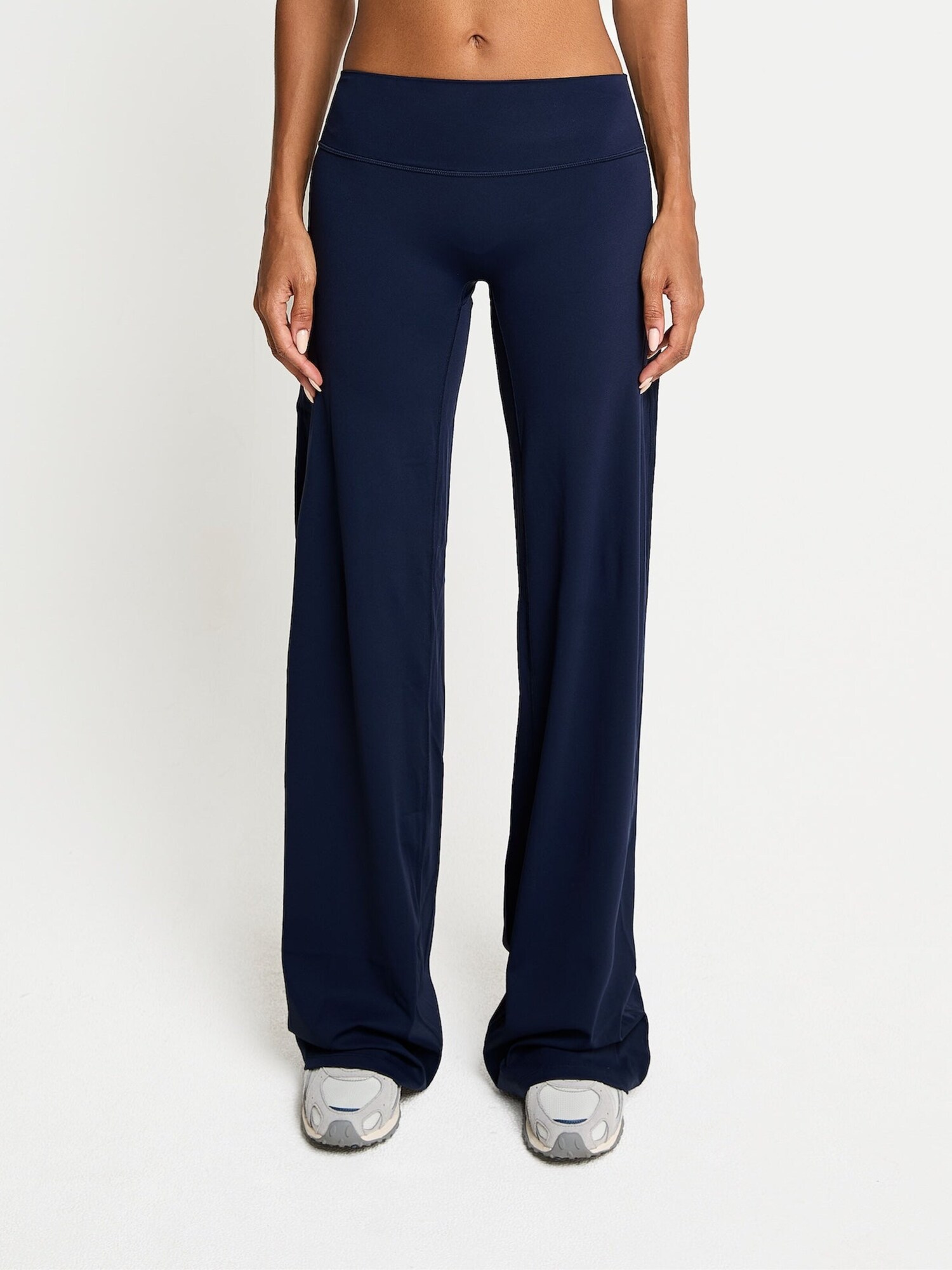 YO-GAYA Tajice 'Ultra Wide Legging' mornarsko plava