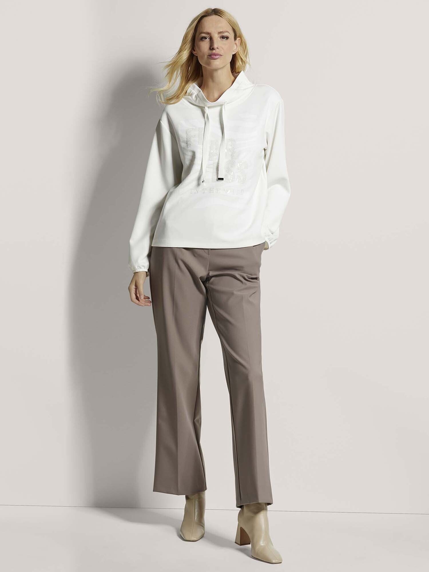 Thumbnail - MADELEINE Sweatshirt