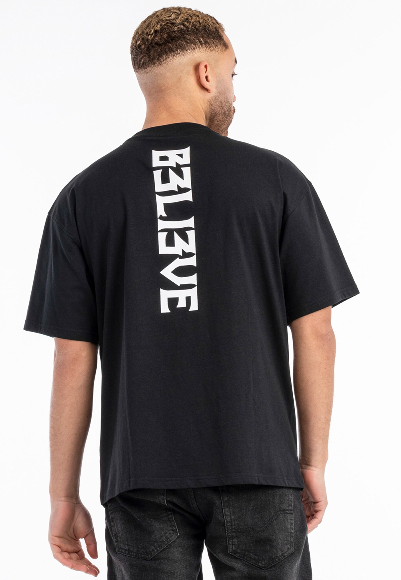 Tapout Póló 'B3Li3Ve'  fekete / fehér termék 2. képe