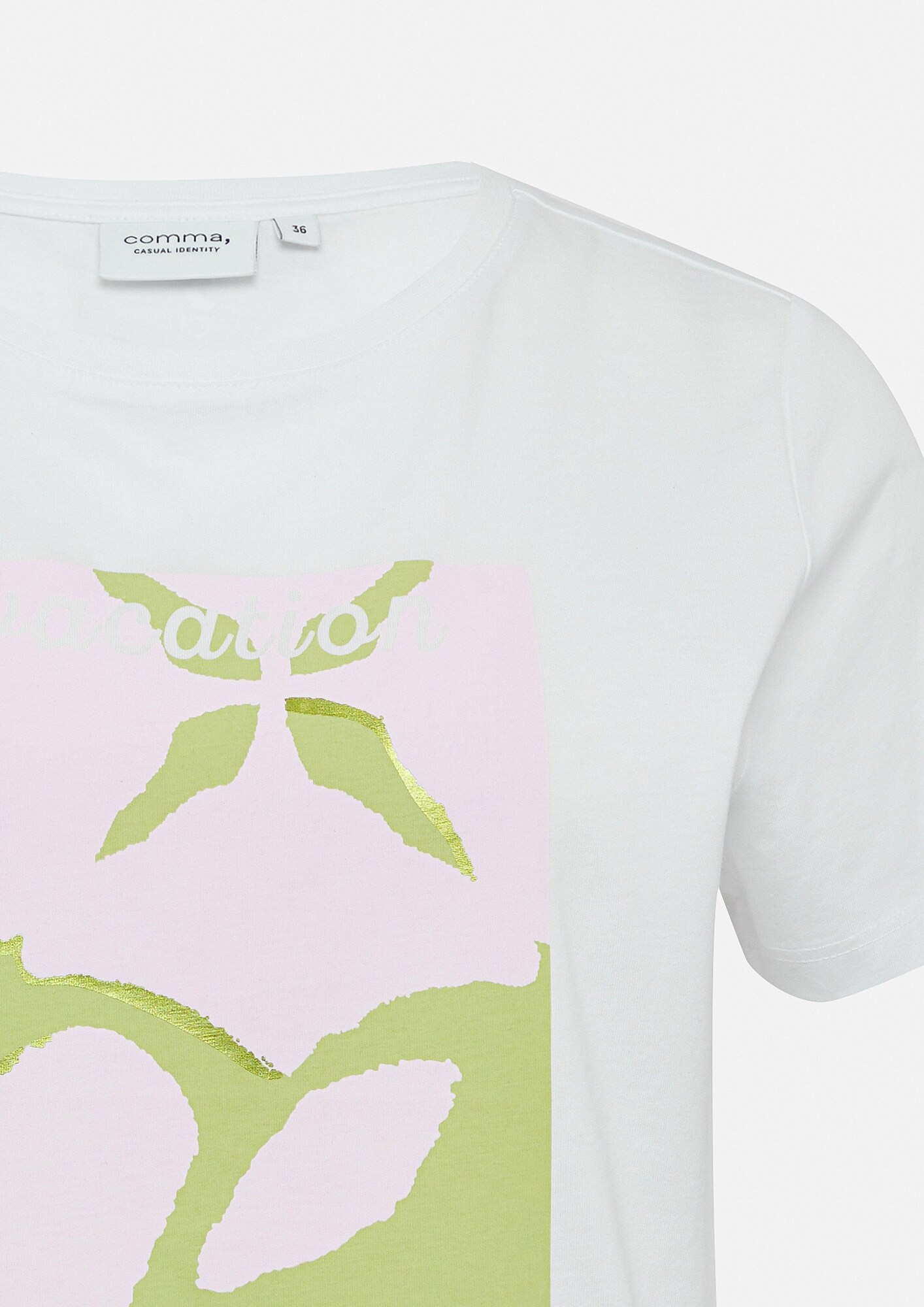 Thumbnail - comma casual identity T-Shirt