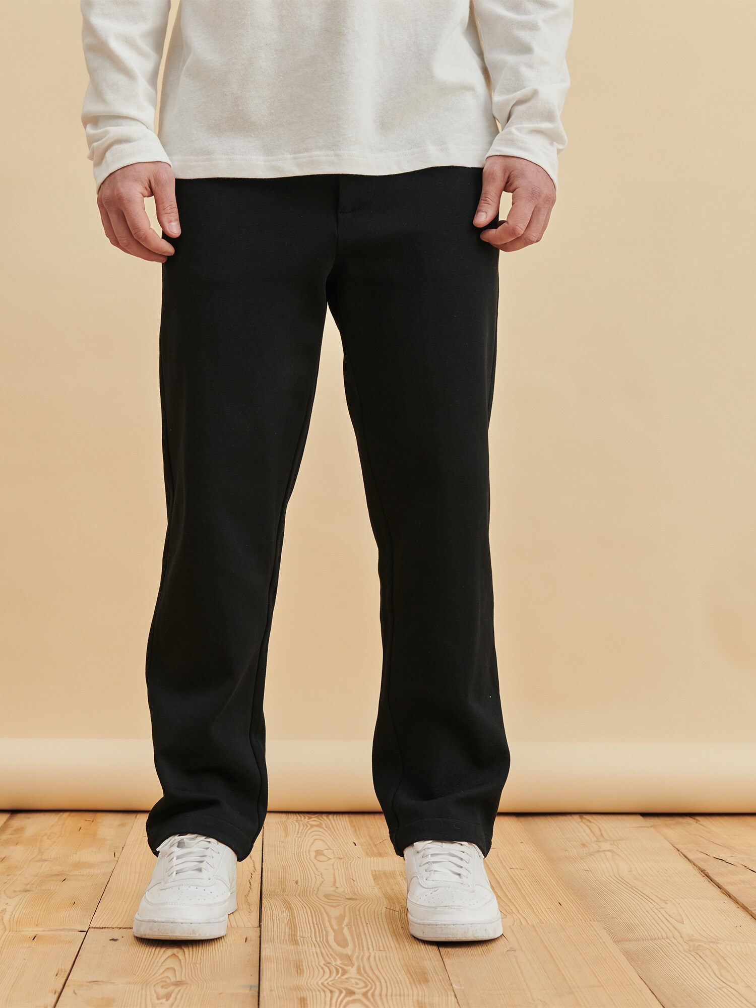 DAN FOX APPAREL Nadrág 'Roman'  fekete termék 2. képe
