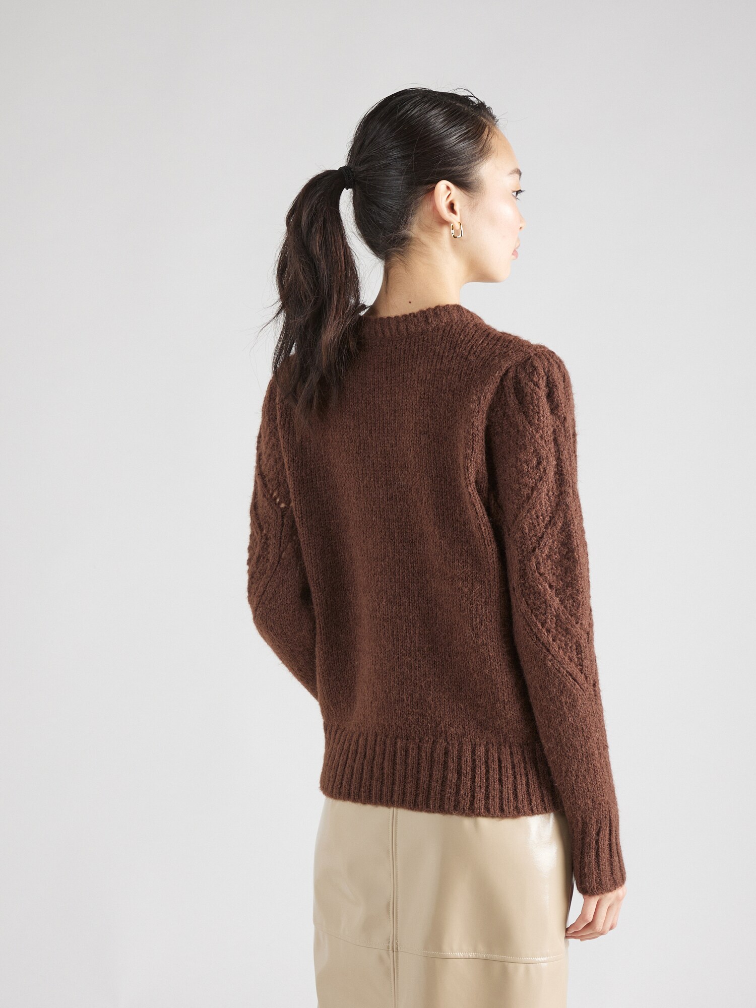 Thumbnail - Pullover