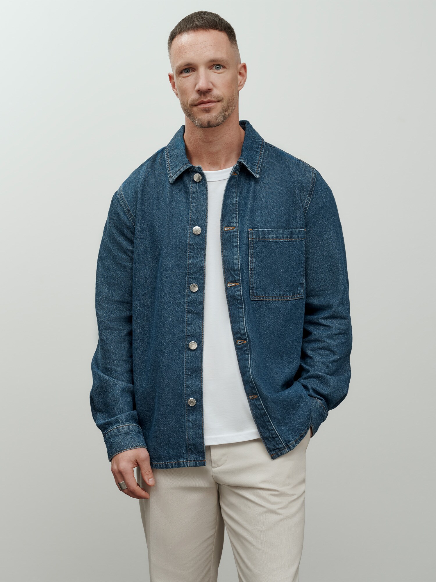 DAN FOX APPAREL Ing 'Essential'  kék farmer termék 2. képe