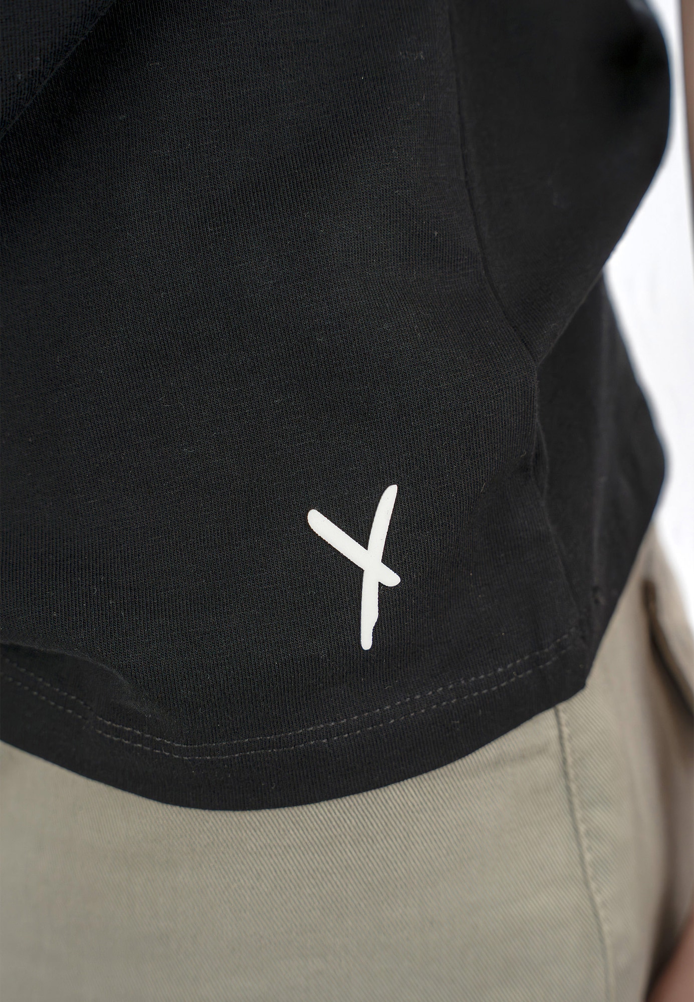 Thumbnail - Suri Frey T-Shirt  SFY Freyday