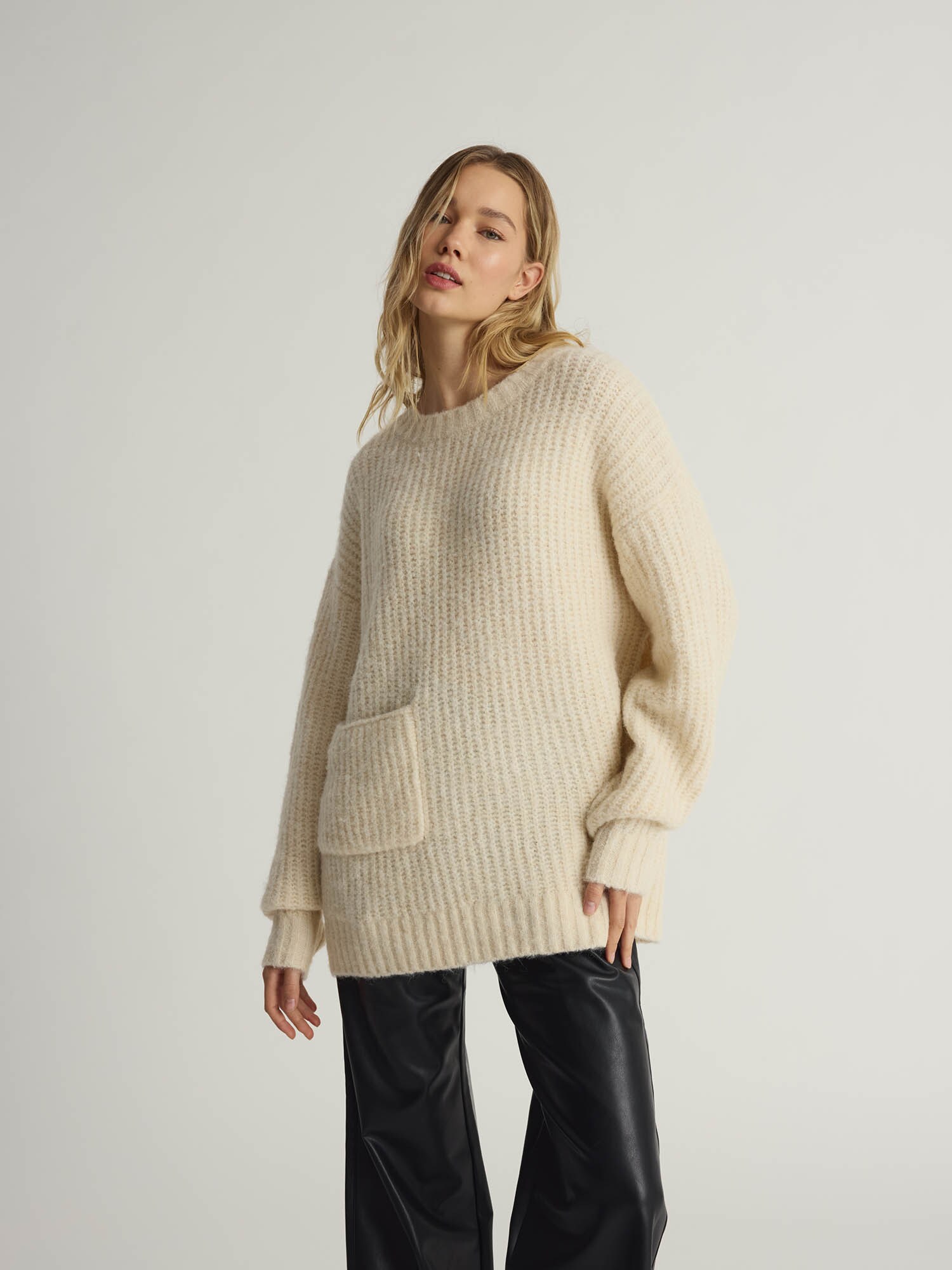 VERSTIQUE Oversize pulóver  bézs termék 2. képe