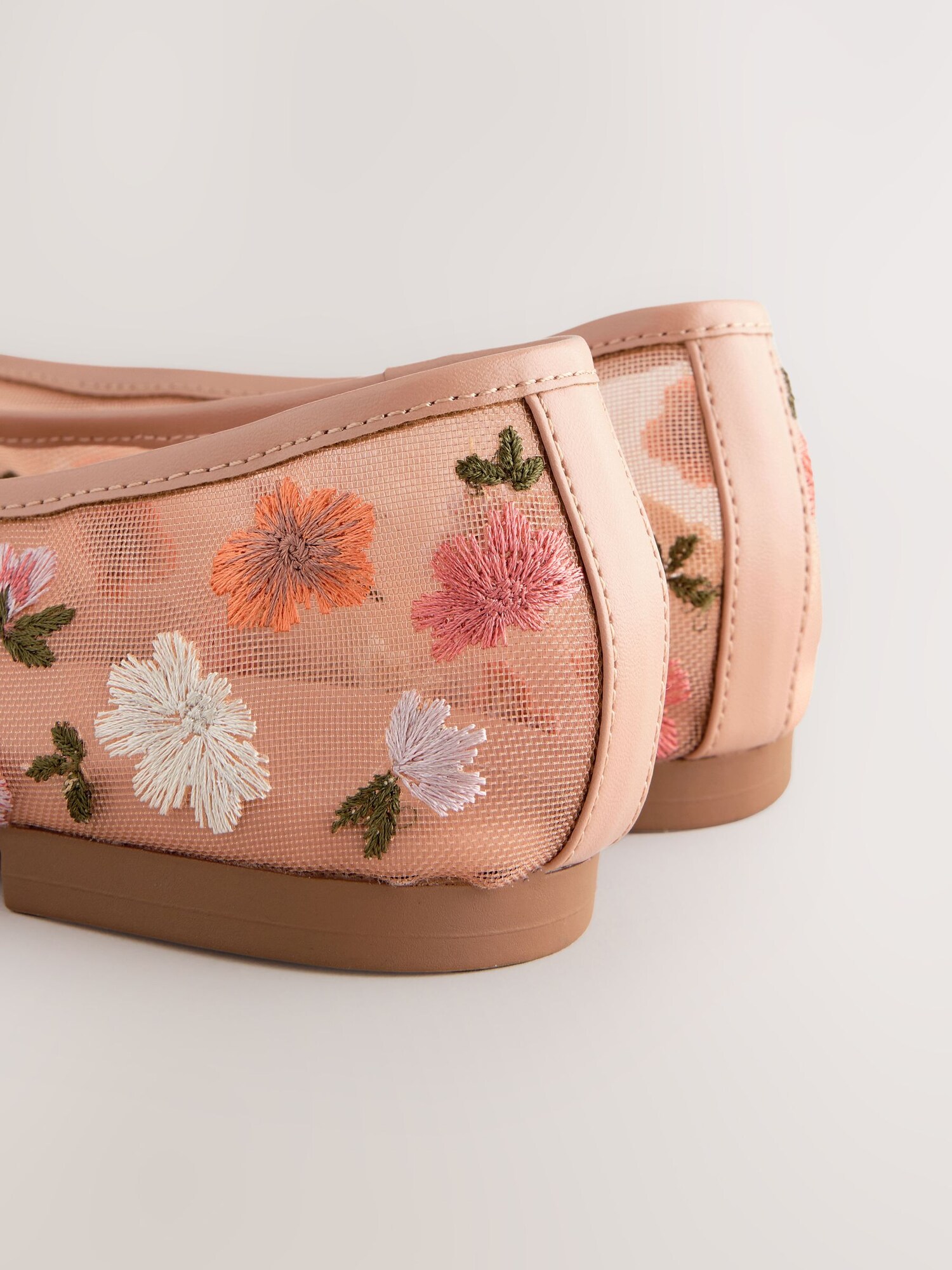 Thumbnail - Next Ballerina