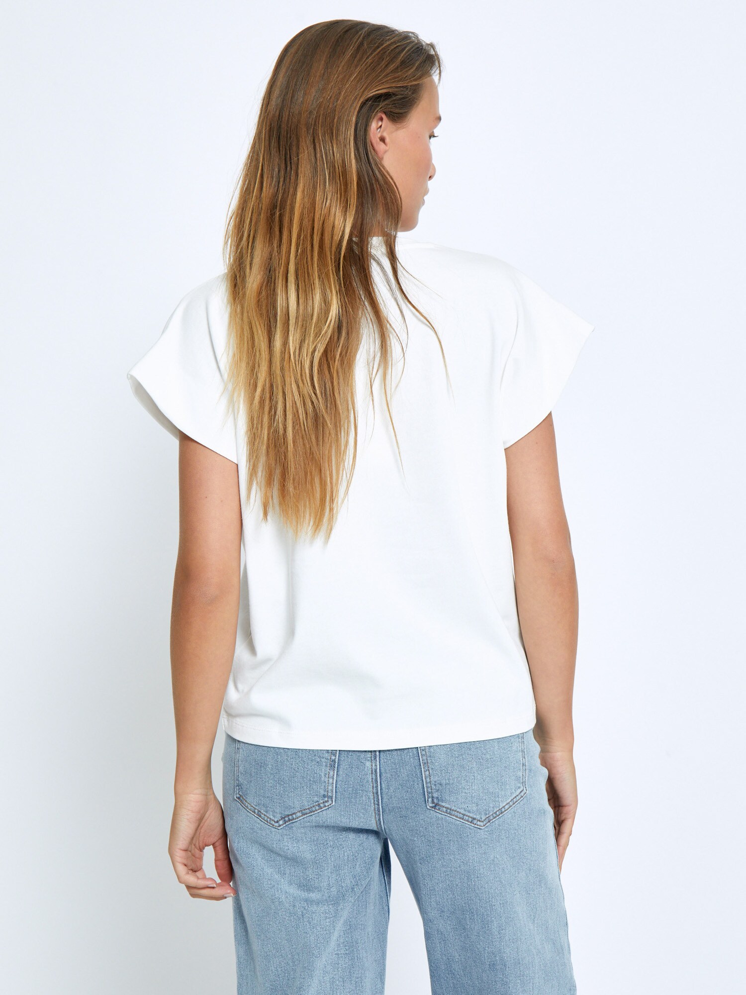 Thumbnail - T-Shirt