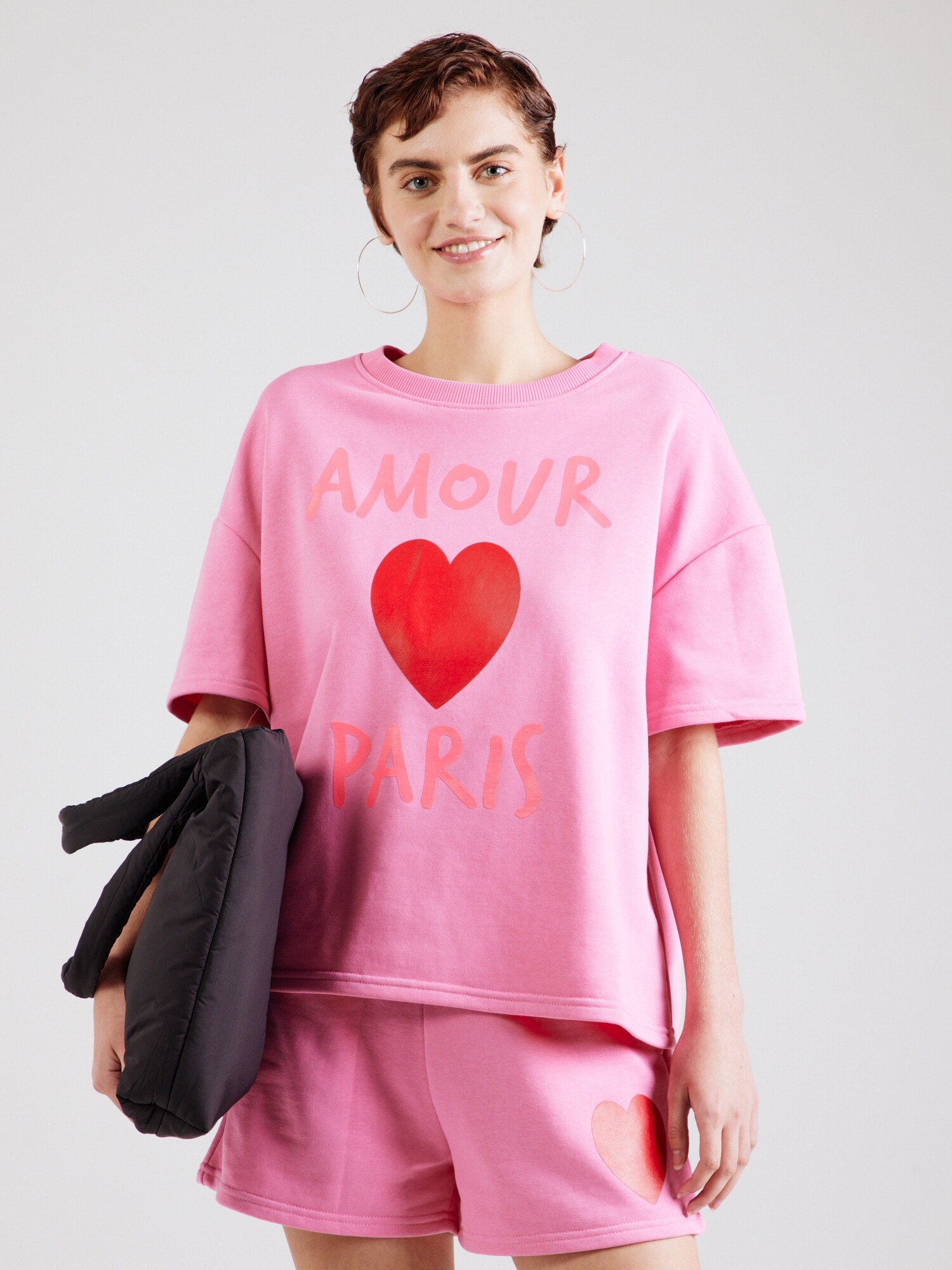 miss goodlife Tréning póló 'Amour Paris'  rózsaszín / piros termék 2. képe