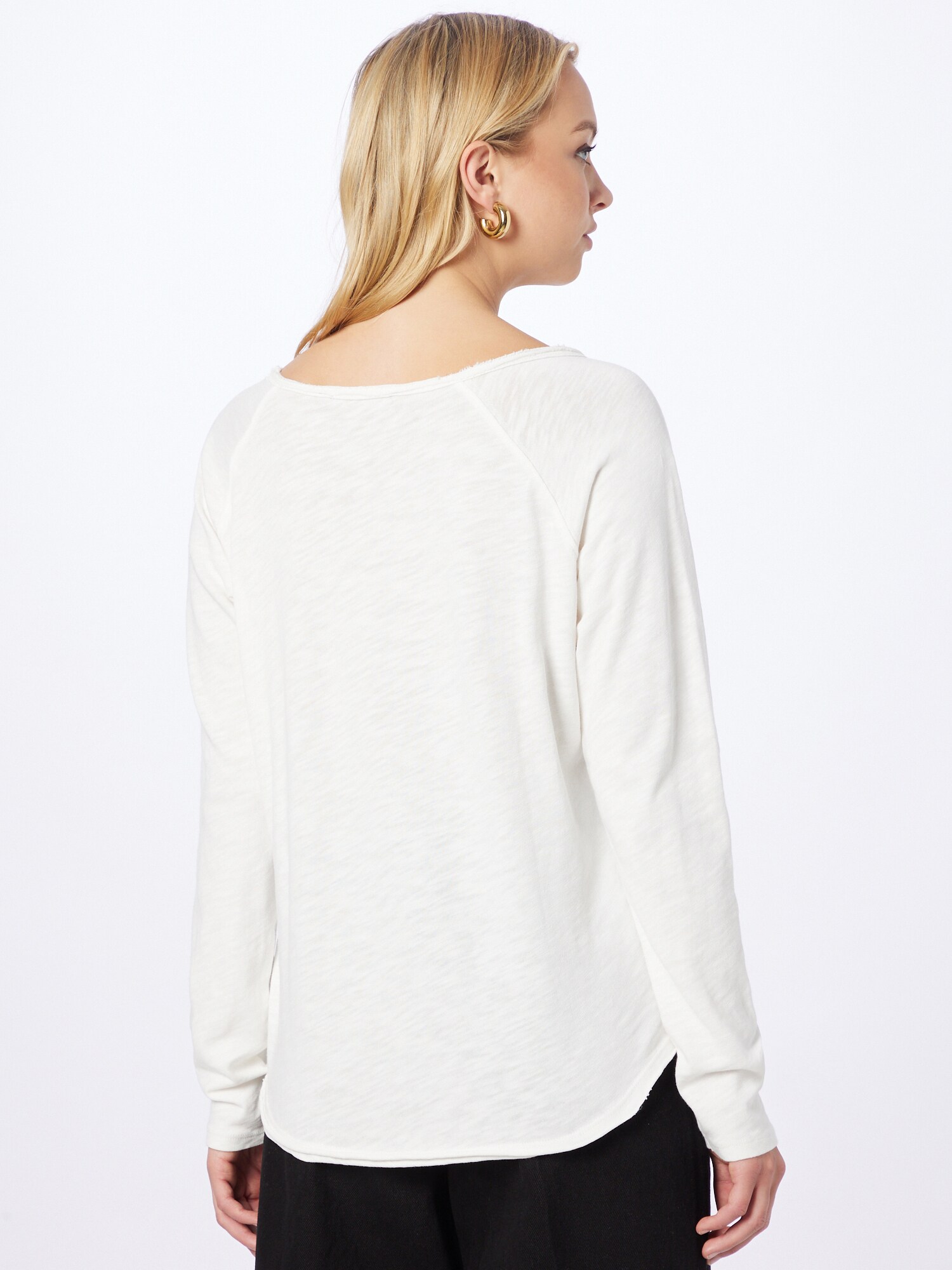 Thumbnail - Shirt
