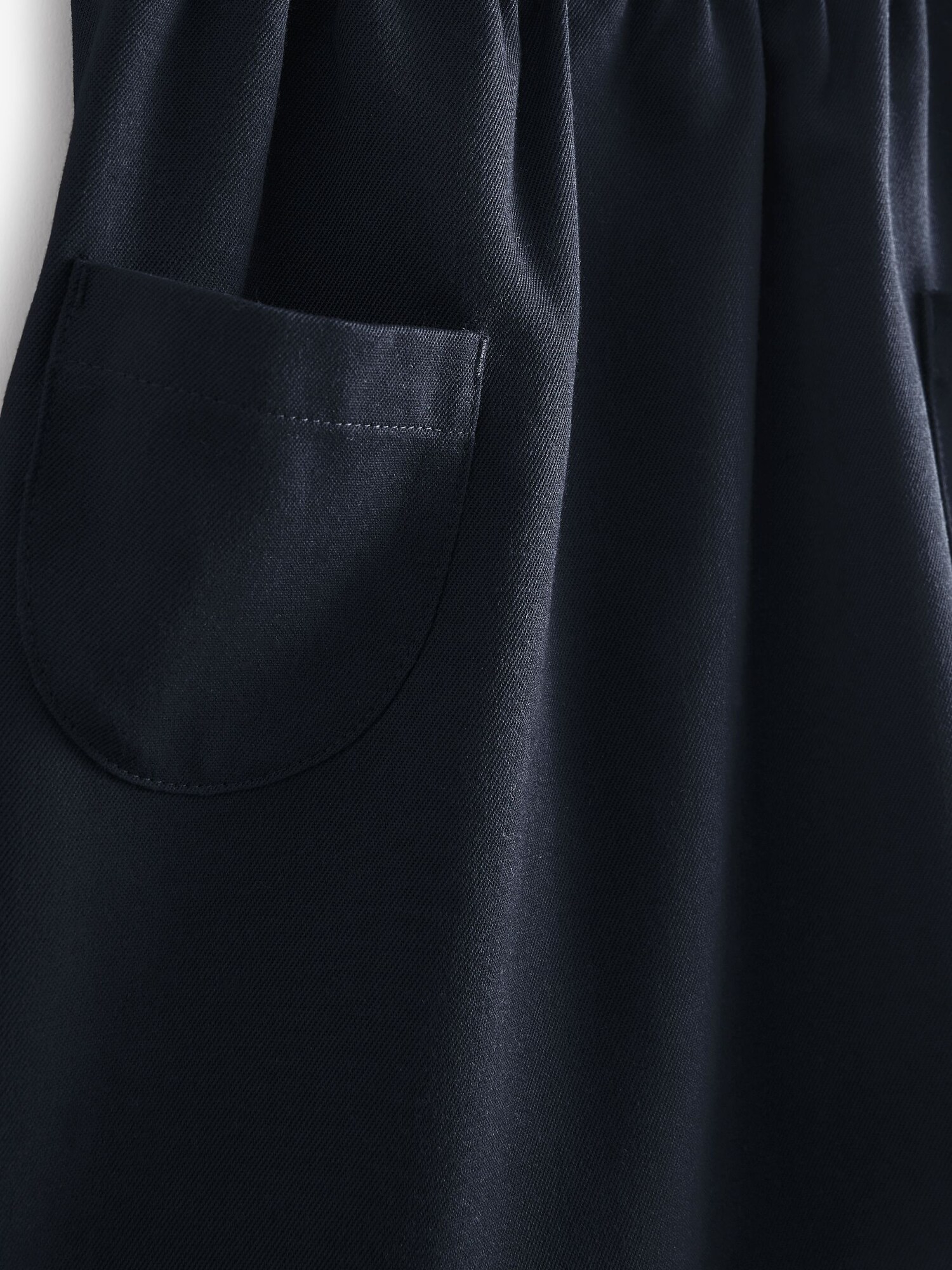 Thumbnail - Latzkleid