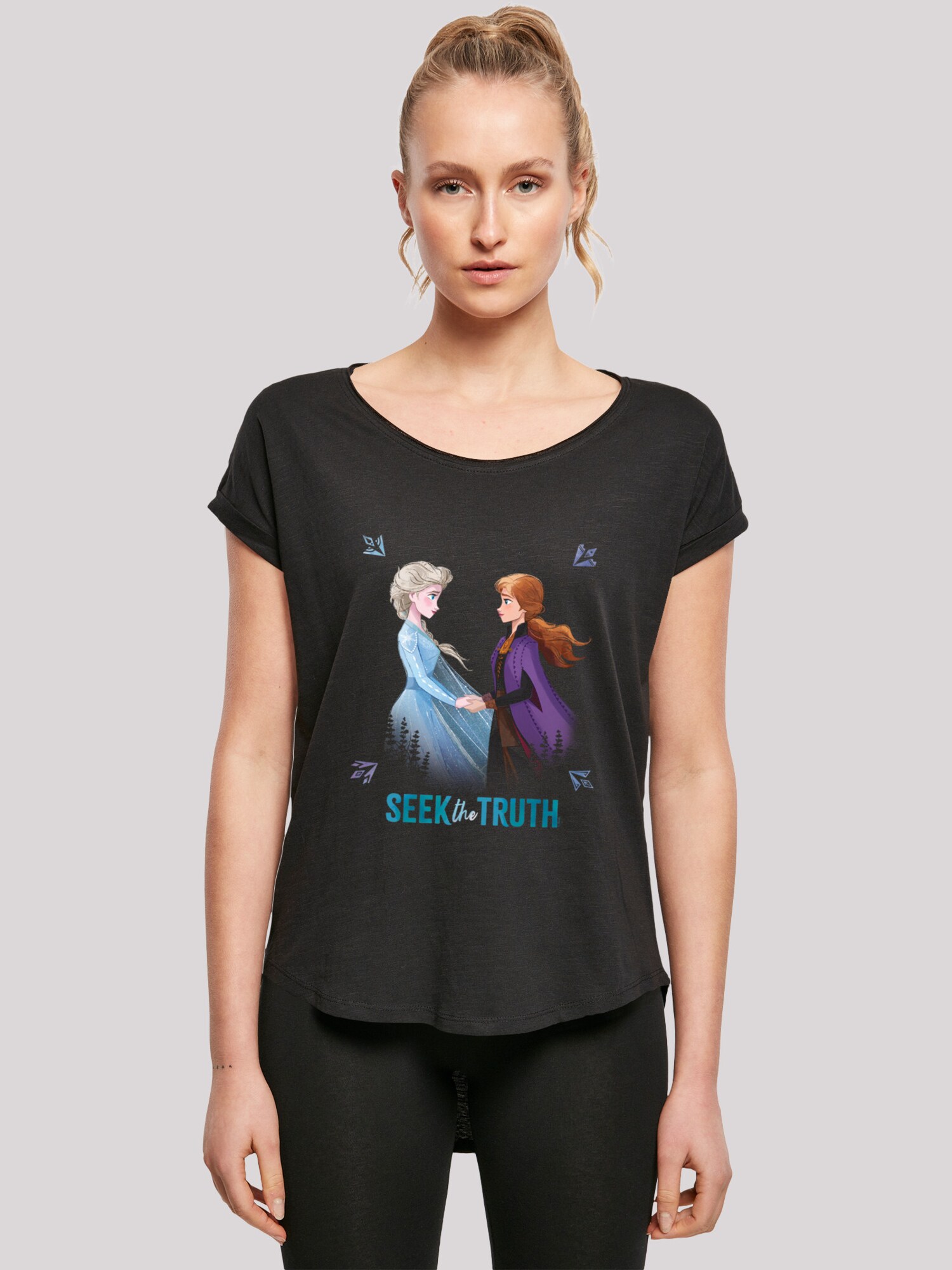 Thumbnail - T-Shirt 'Disney Frozen 2 Elsa And Anna Seek The Truth'