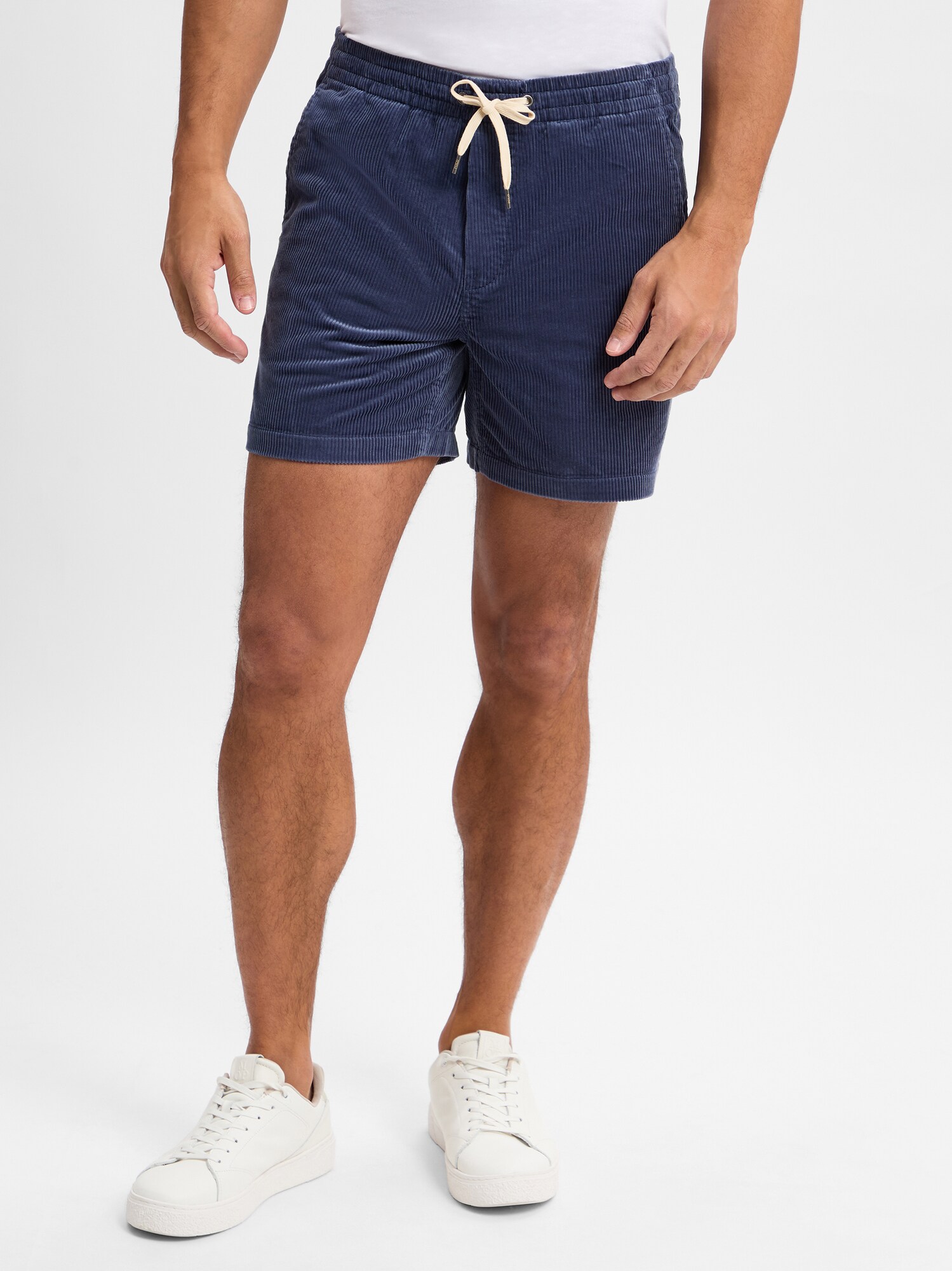 Thumbnail - Hose