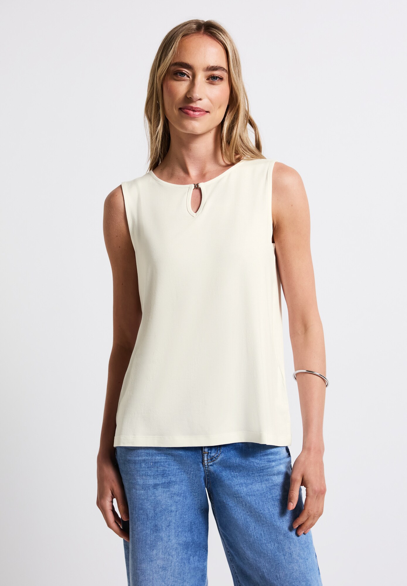 Thumbnail - STREET ONE Top