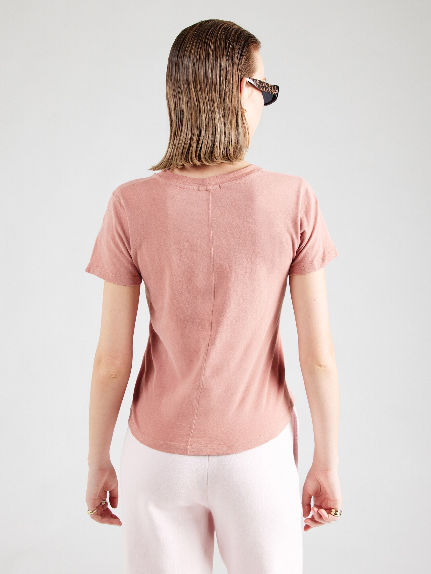 Thumbnail - AMERICAN VINTAGE T-Shirt GAMIPY