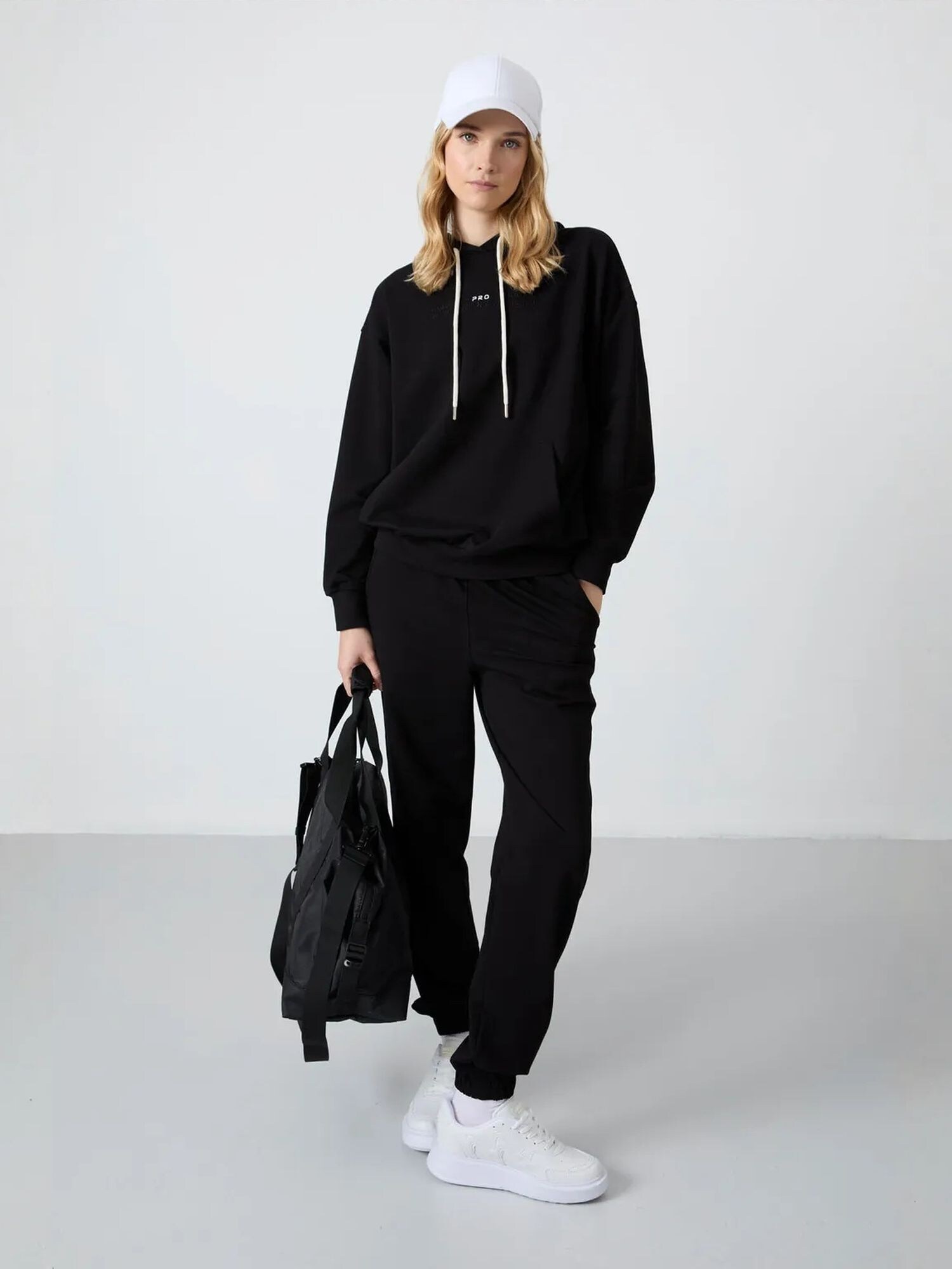 Tommy Life Jogging komplet crna